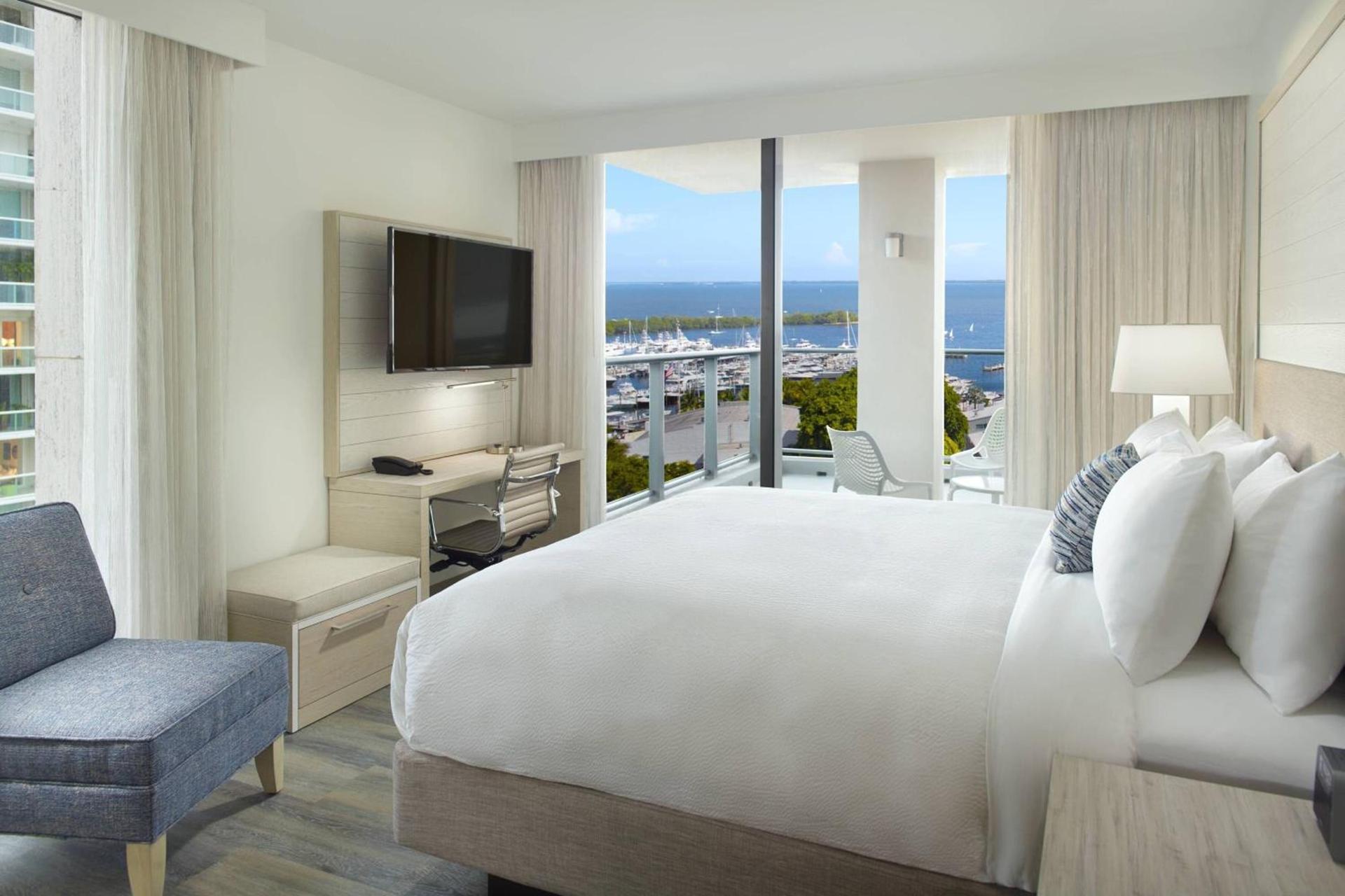Courtyard Miami Coconut Grove photo 19