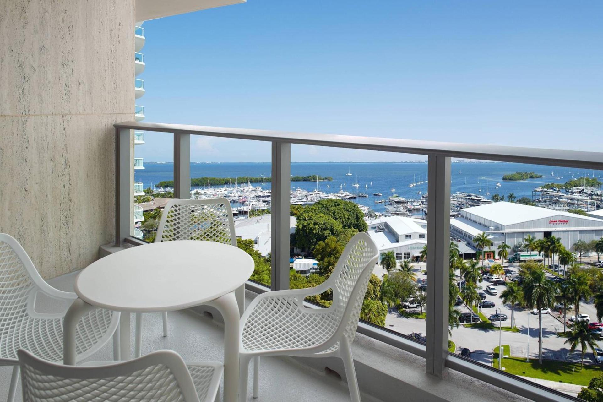 Courtyard Miami Coconut Grove photo 21