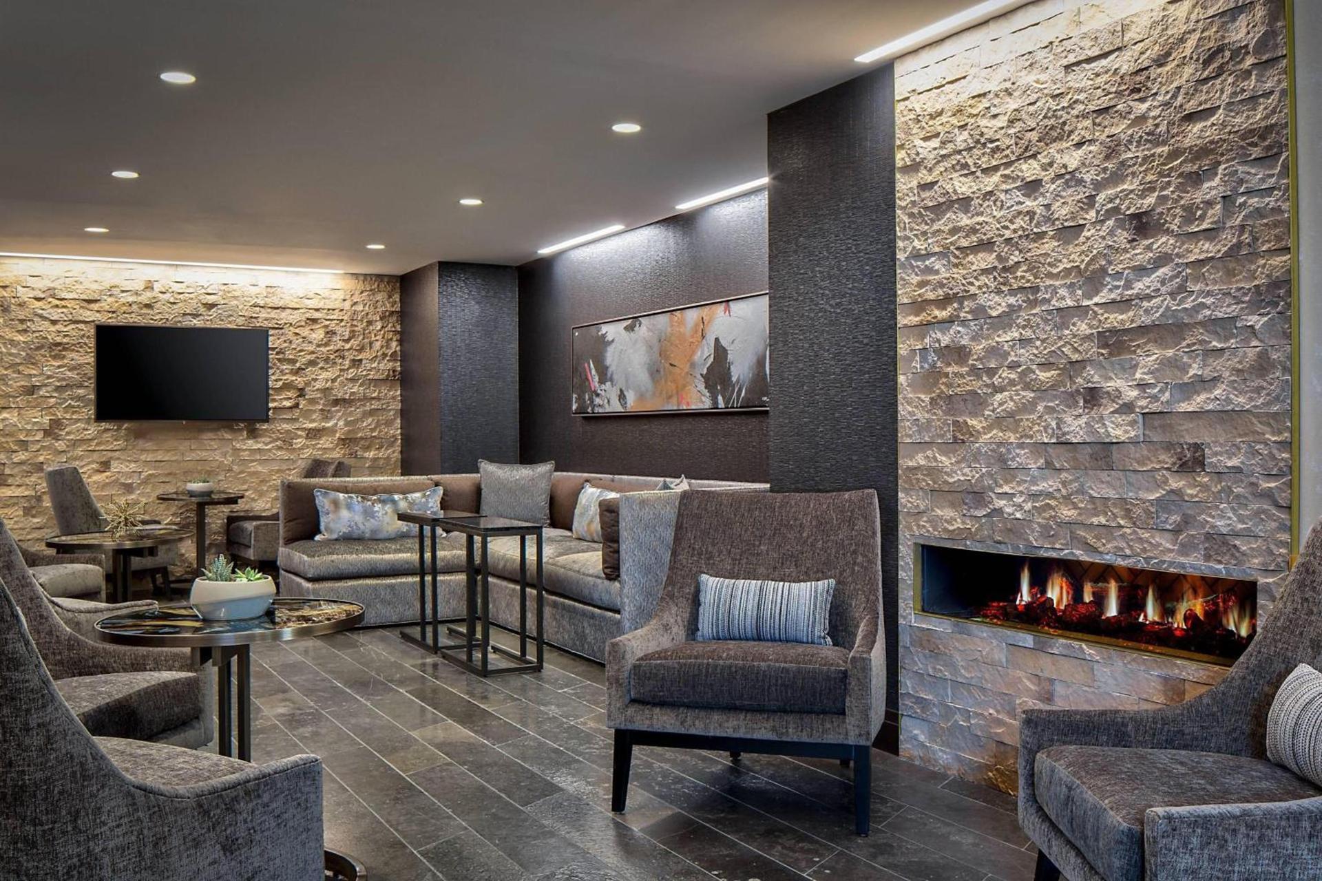 Dallas/Plano Marriott at Legacy Town Center photo 9