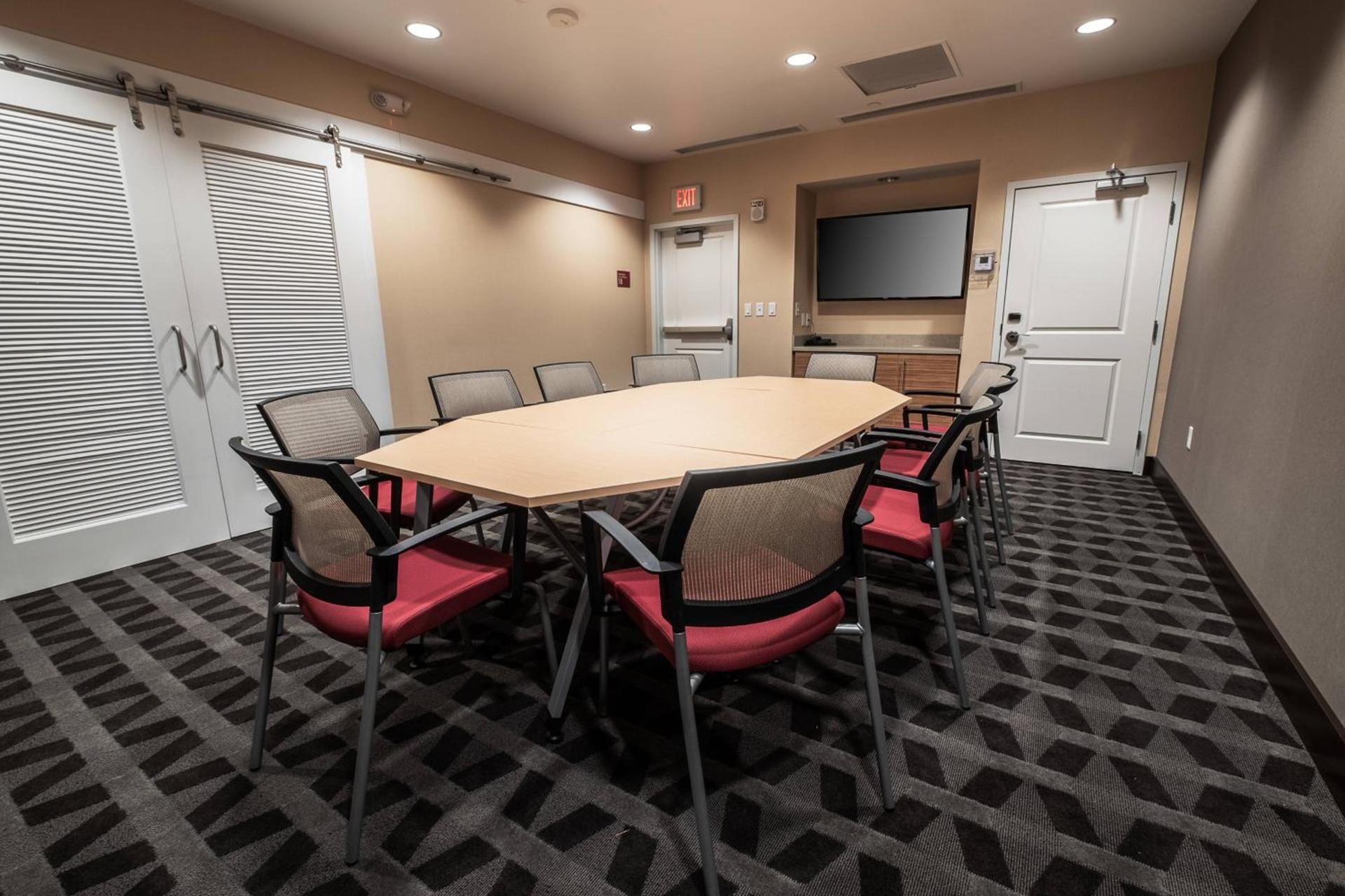 TownePlace Suites by Marriott Toledo Oregon photo 19