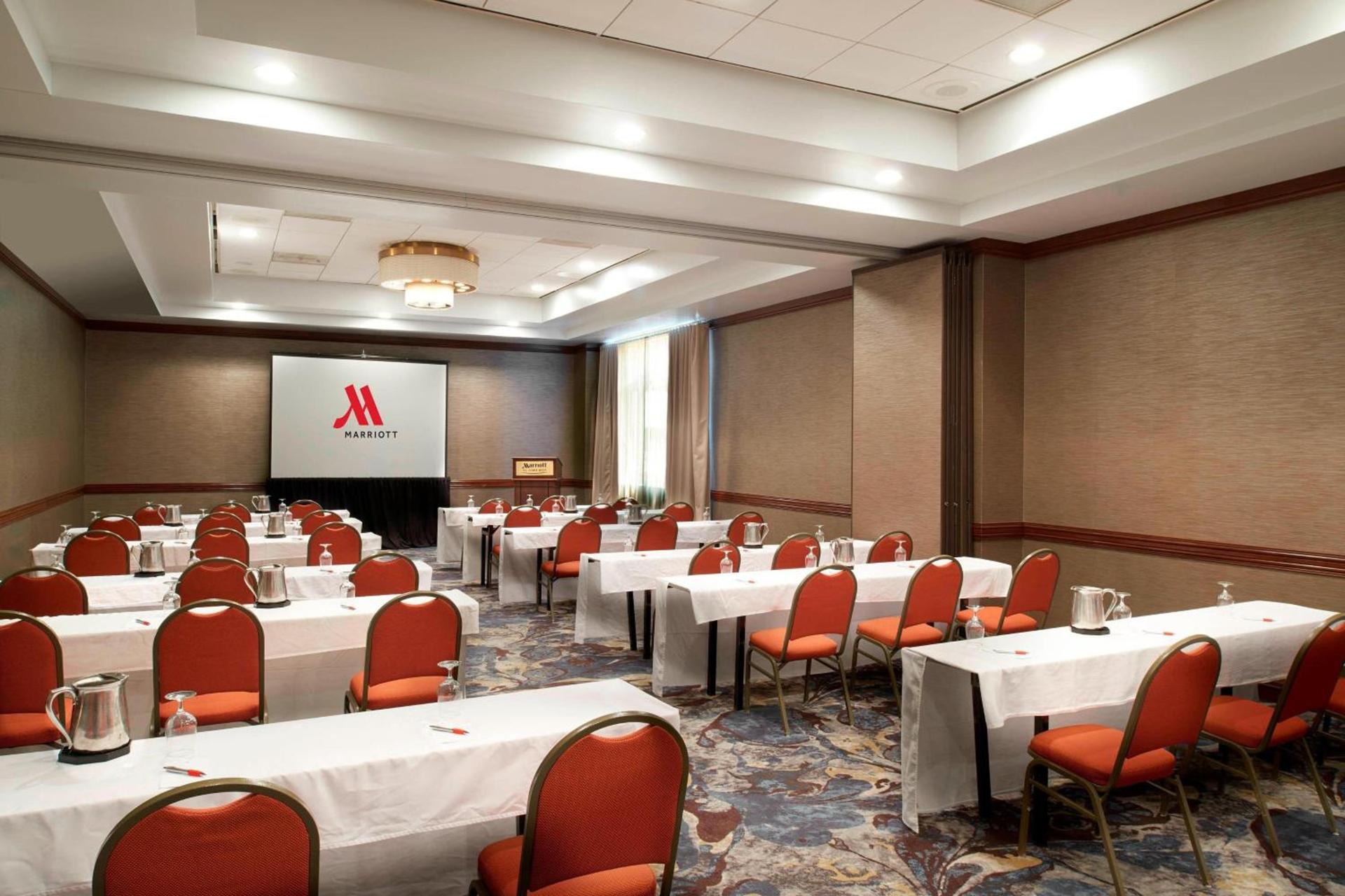 Marriott St. Louis West photo 36
