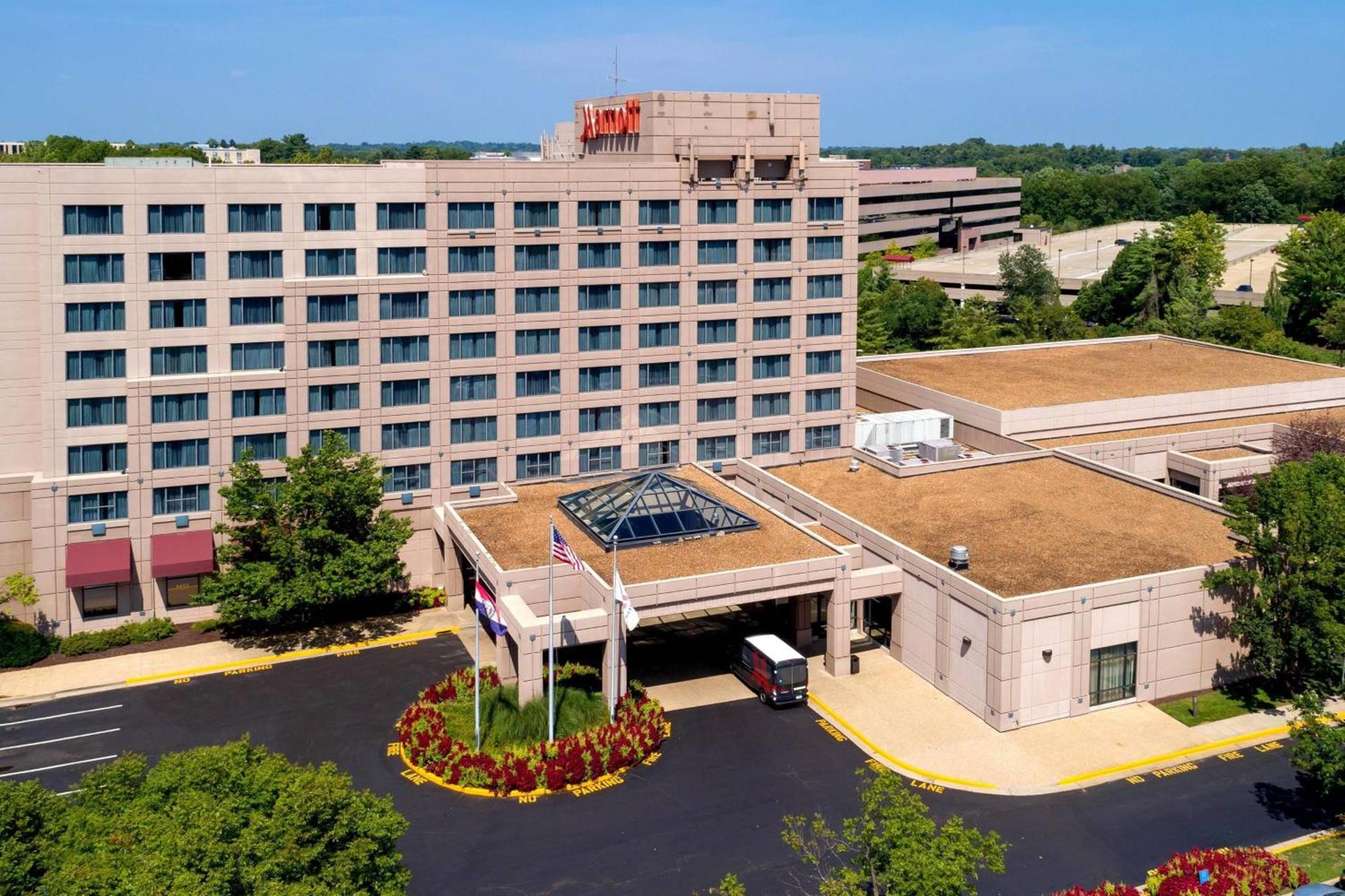 Marriott St. Louis West photo 1
