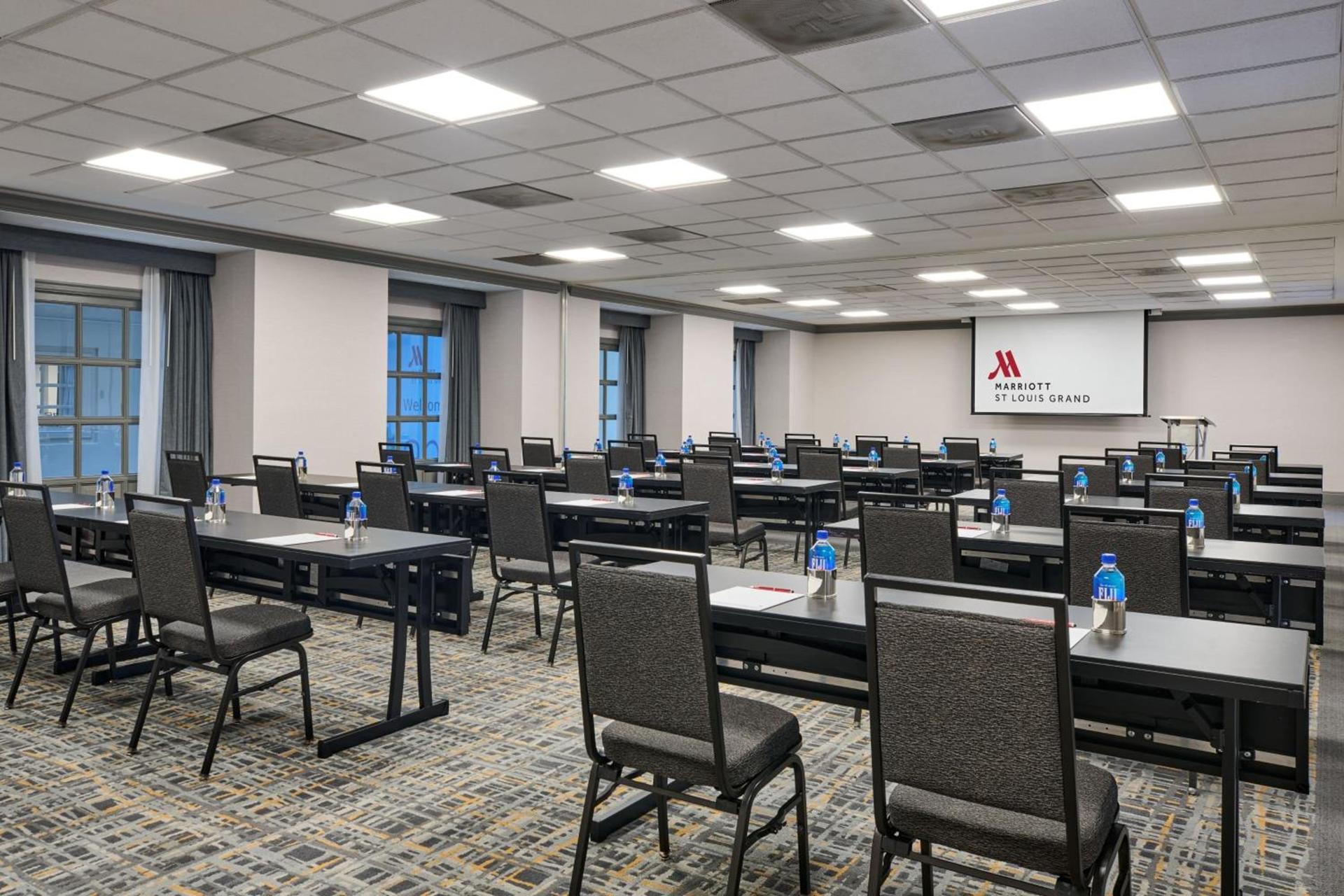 Marriott St. Louis Grand photo 52