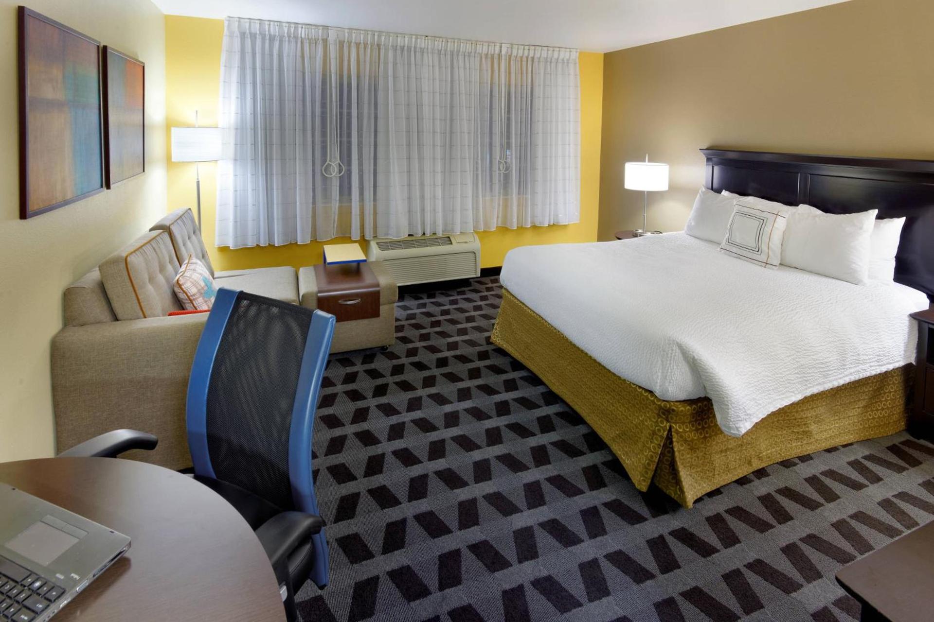 TownePlace Suites Joplin photo 11