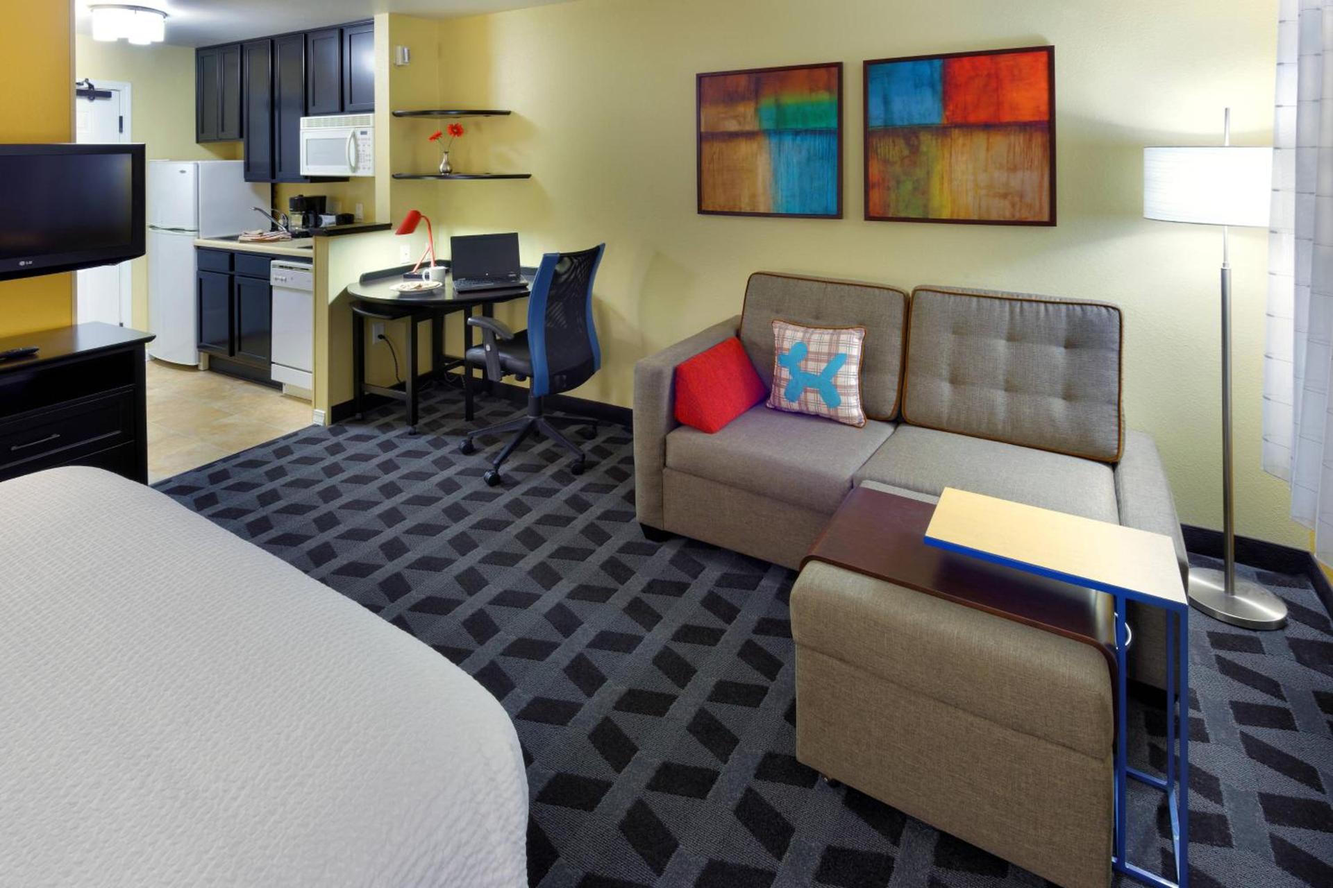 TownePlace Suites Joplin photo 9