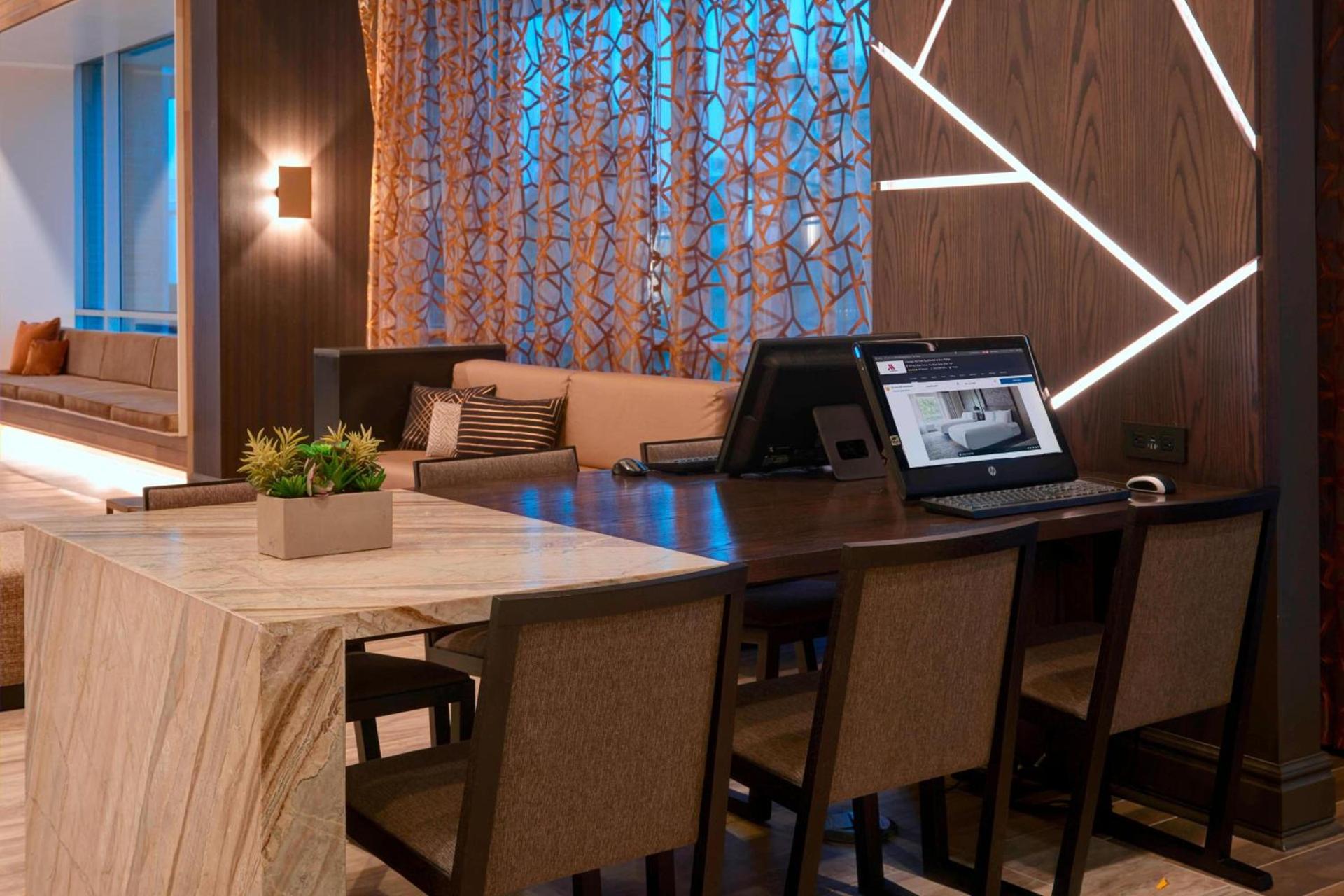 Chicago Marriott Southwest at Burr Ridge photo 5