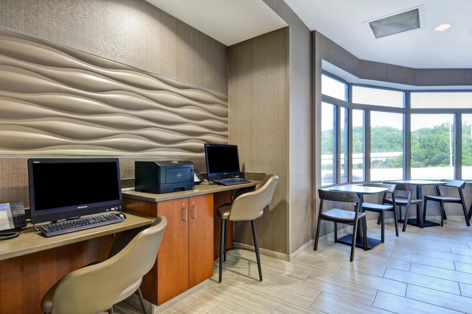 SpringHill Suites by Marriott Cincinnati Midtown photo 23