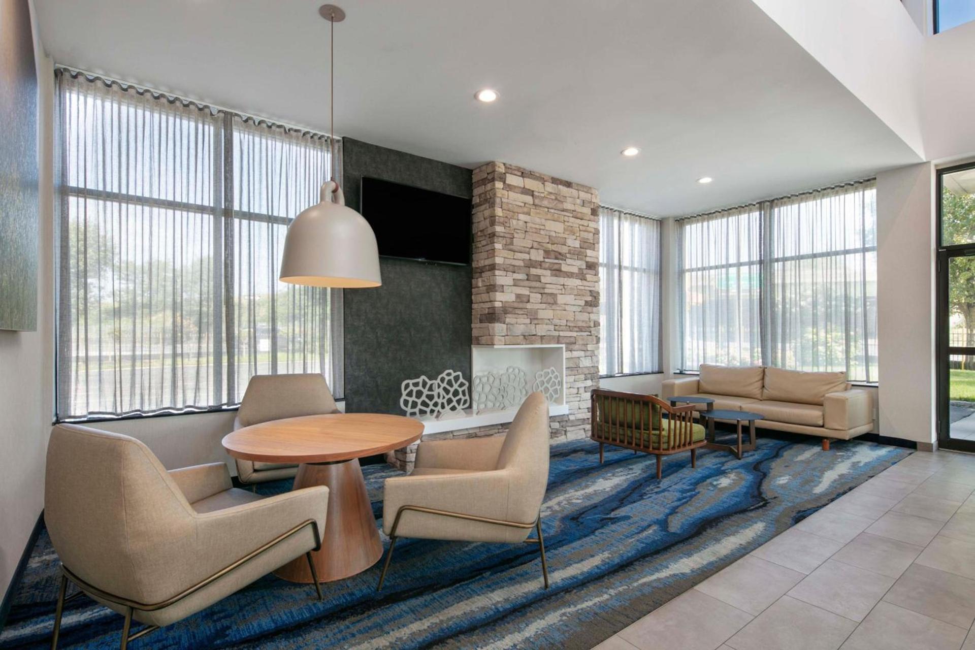 Fairfield Inn by Marriott JFK Airport photo 14