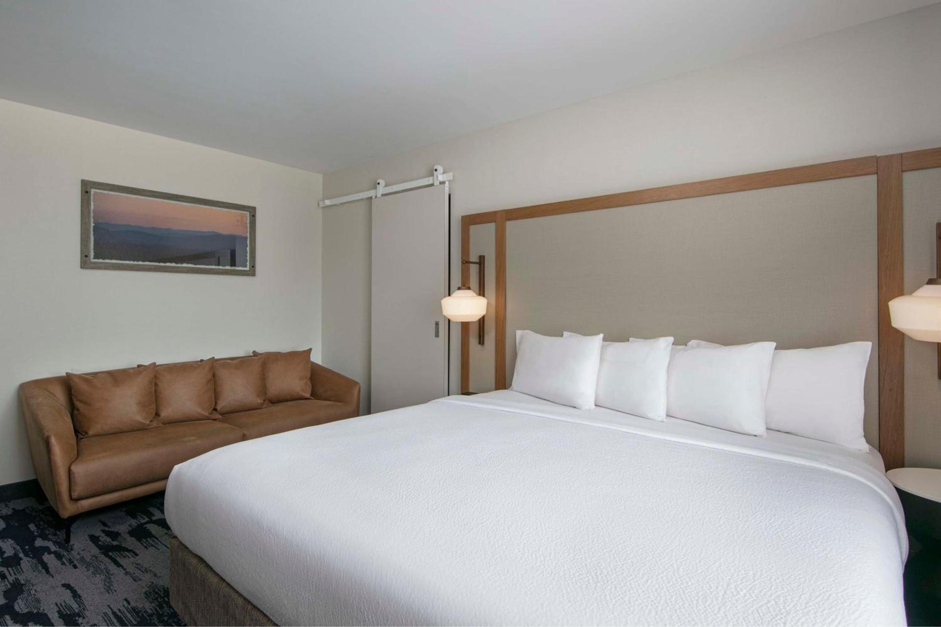 Fairfield Inn by Marriott JFK Airport photo 20