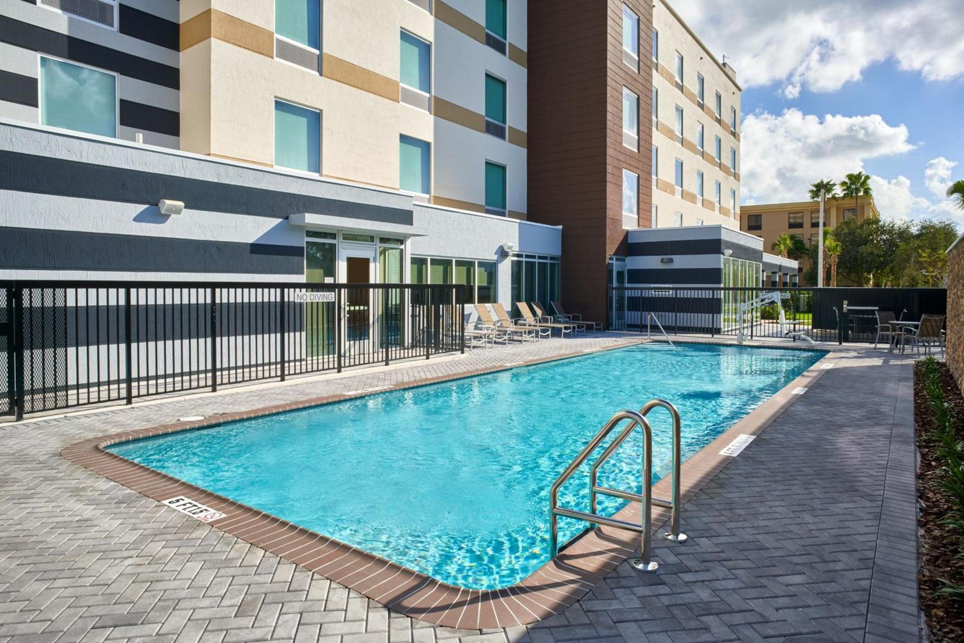 Fairfield by Marriott Inn & Suites West Palm Beach photo 36