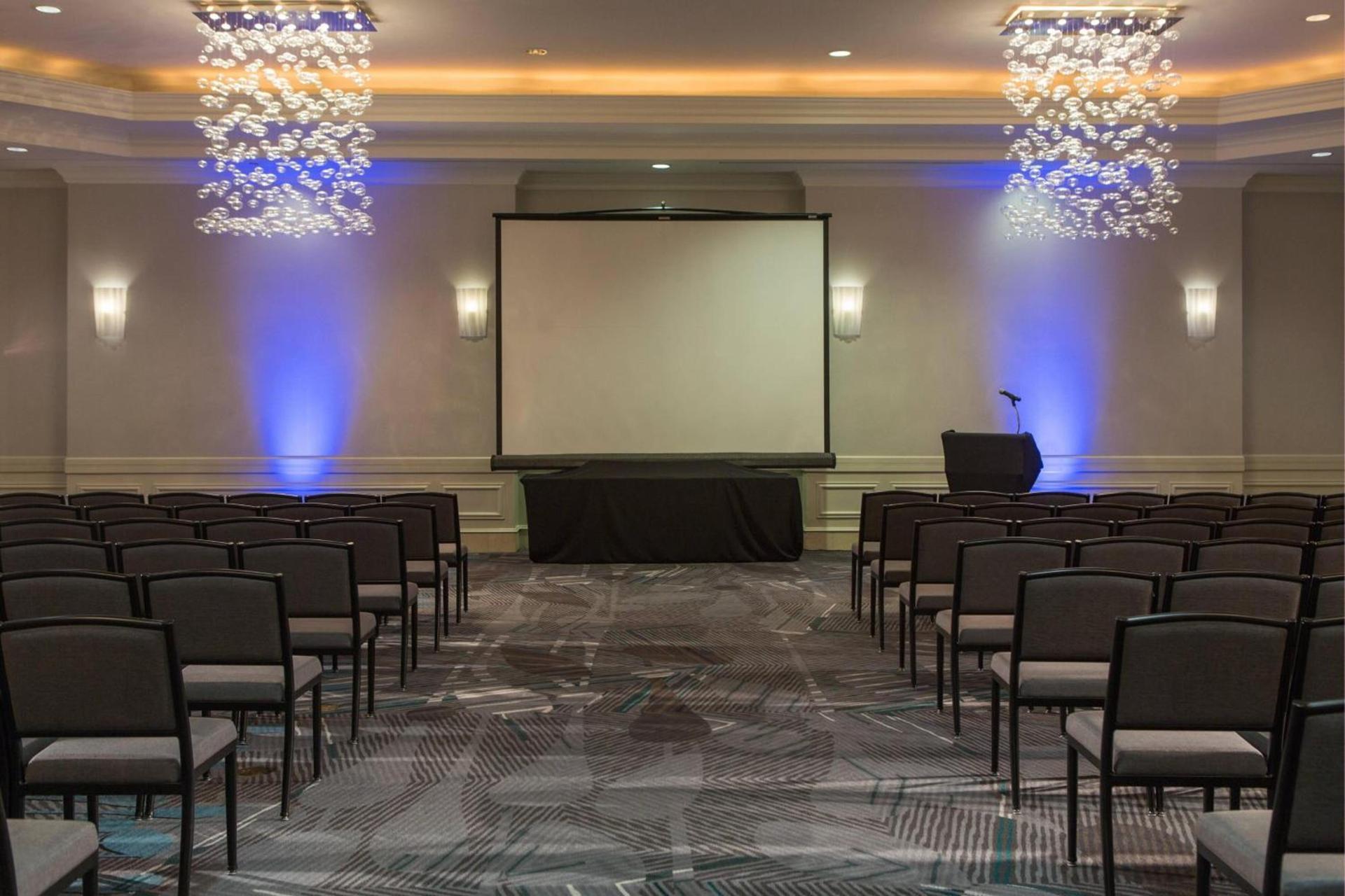Renaissance Meadowlands Hotel photo 65
