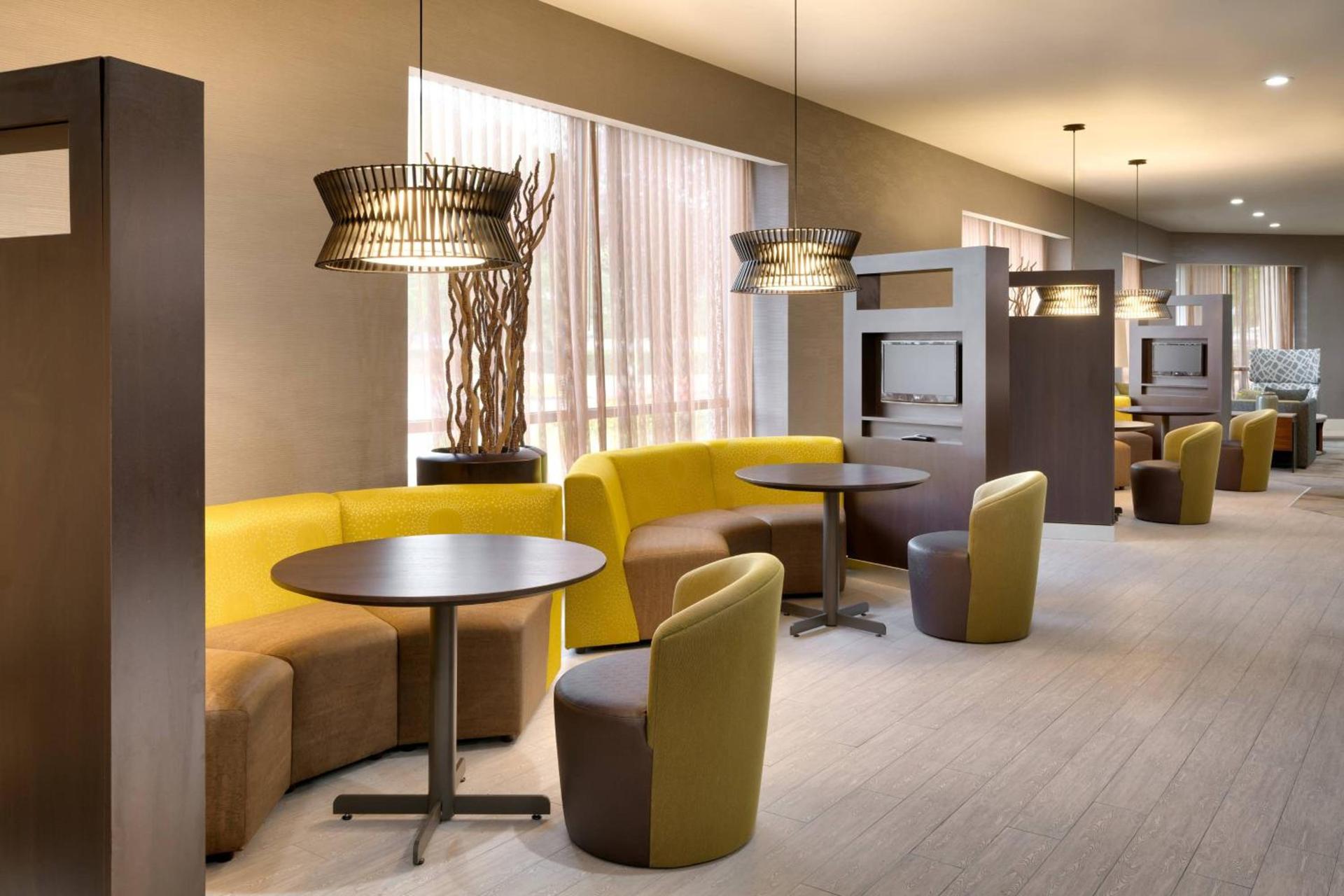 Courtyard by Marriott Charlotte Airport LoSo photo 24