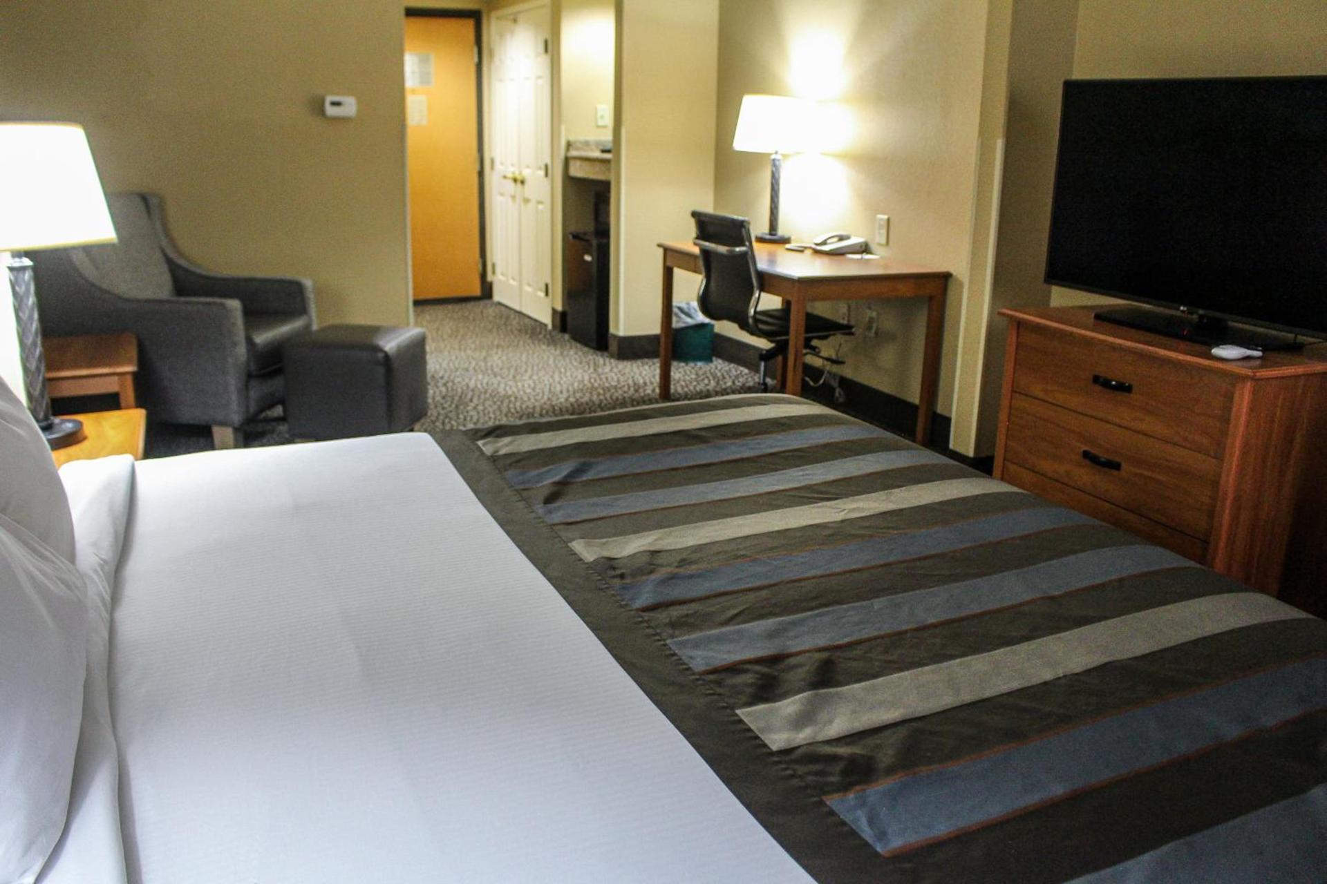 Wingate by Wyndham Little Rock photo 27
