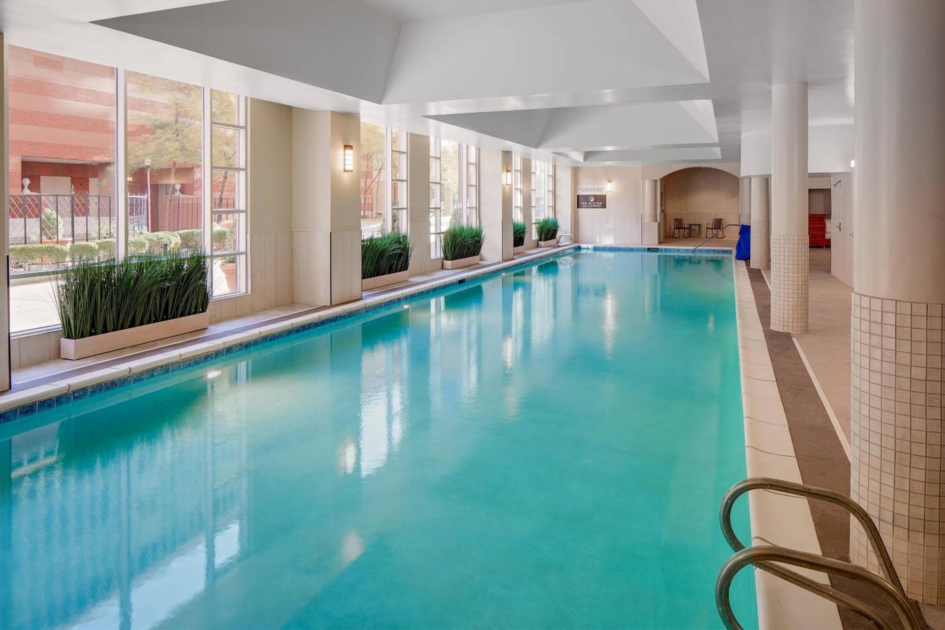 Cincinnati Marriott at RiverCenter photo 33