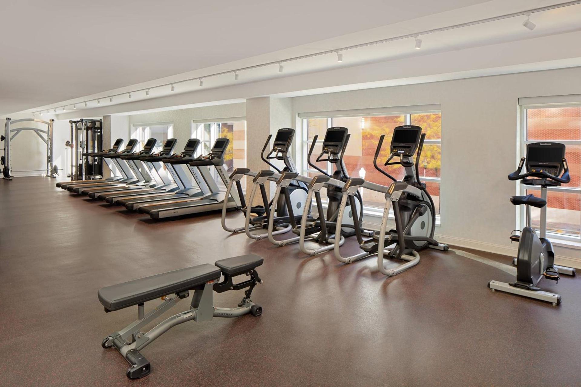 Cincinnati Marriott at RiverCenter photo 34