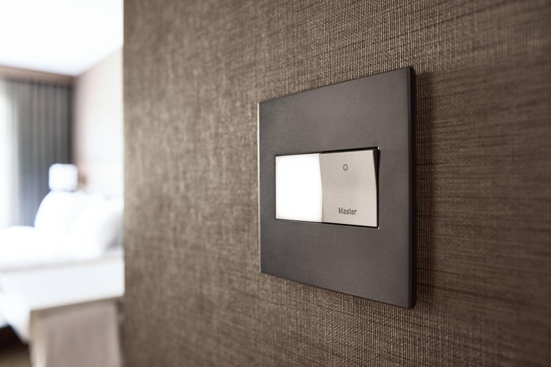 AC Hotel by Marriott Atlanta Perimeter photo 15