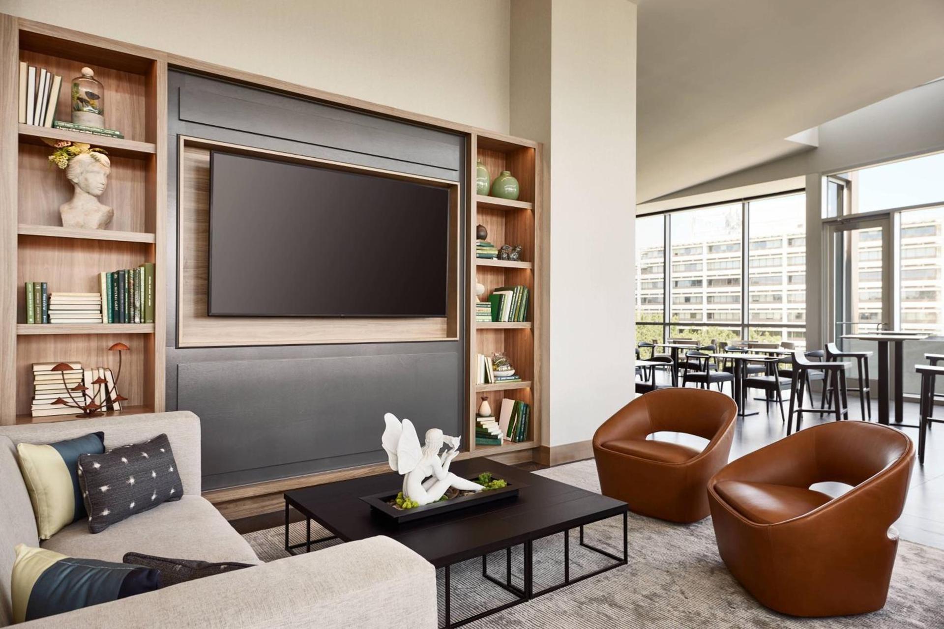 AC Hotel by Marriott Atlanta Perimeter photo 28