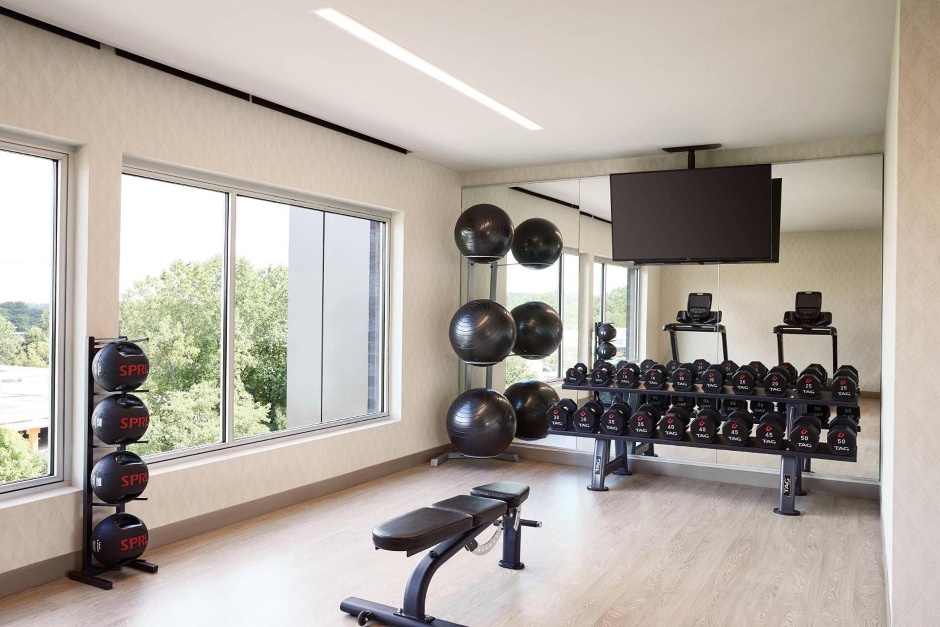 AC Hotel by Marriott Atlanta Perimeter photo 43