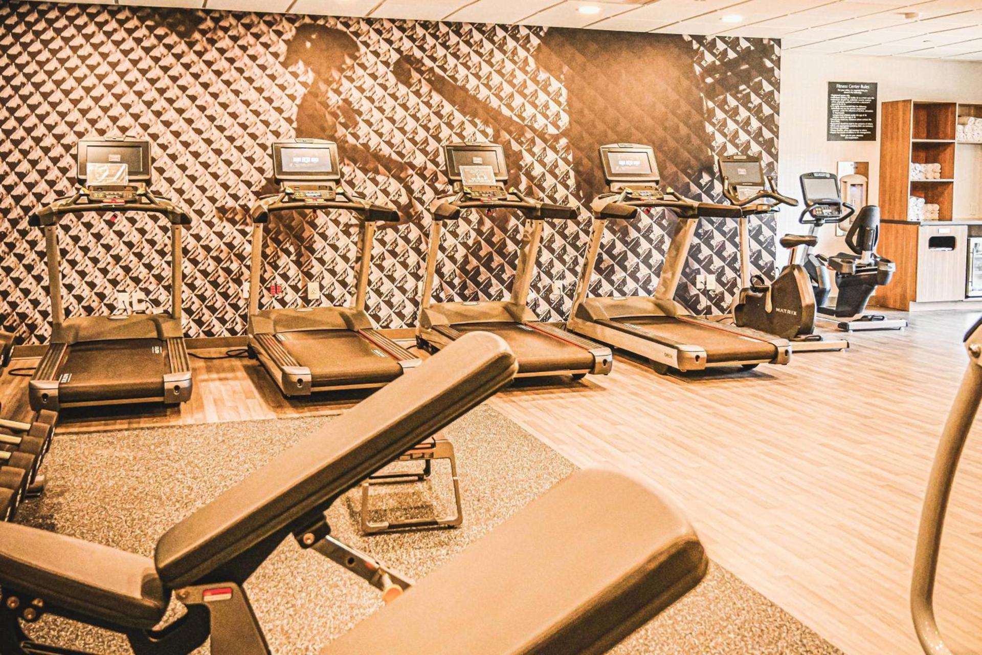 Delta Hotels by Marriott Cincinnati Sharonville photo 33