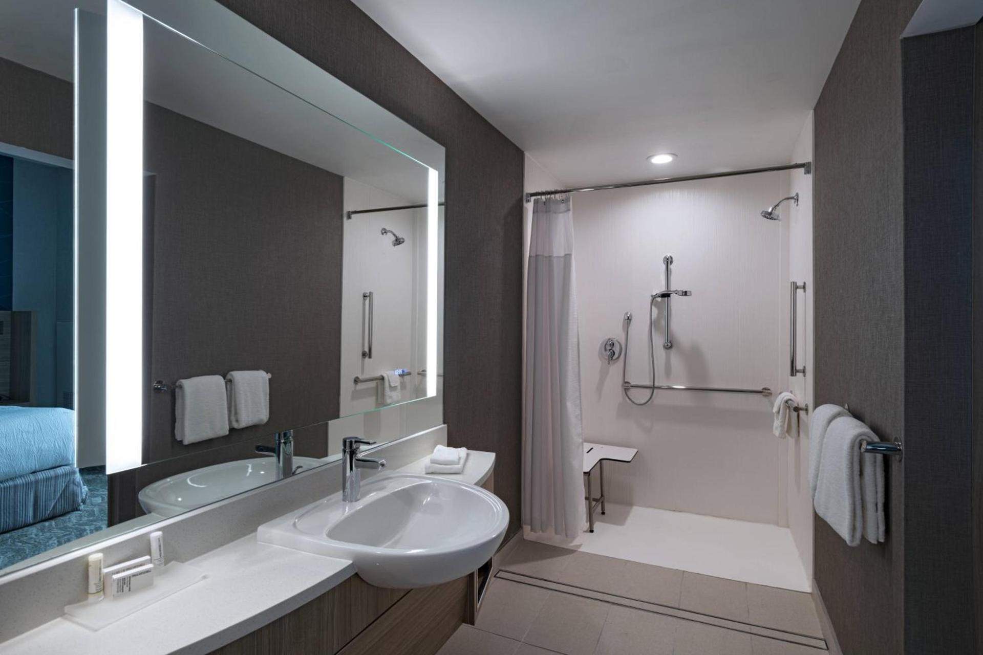 SpringHill Suites Waco photo 12