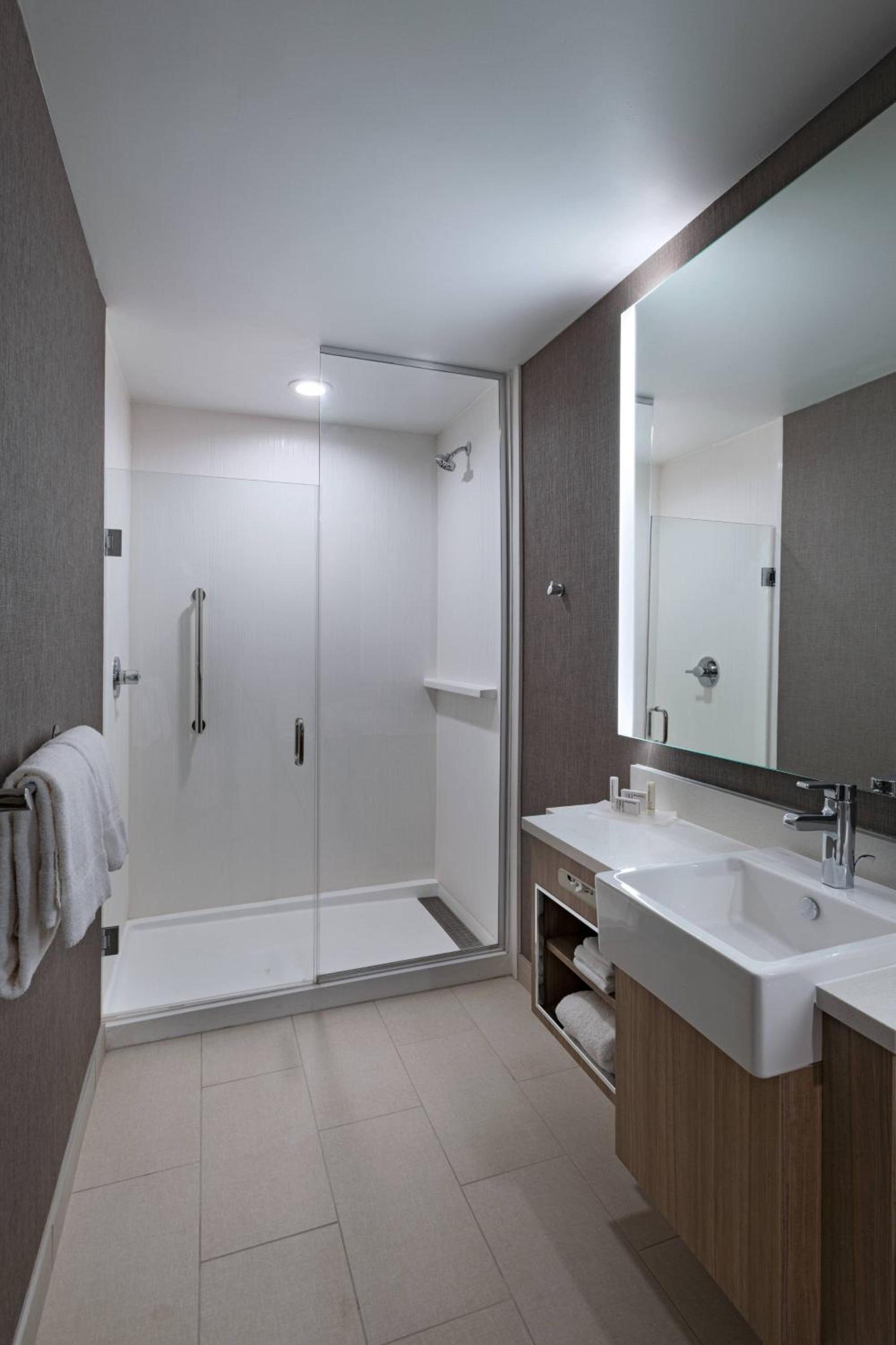 SpringHill Suites Waco photo 14