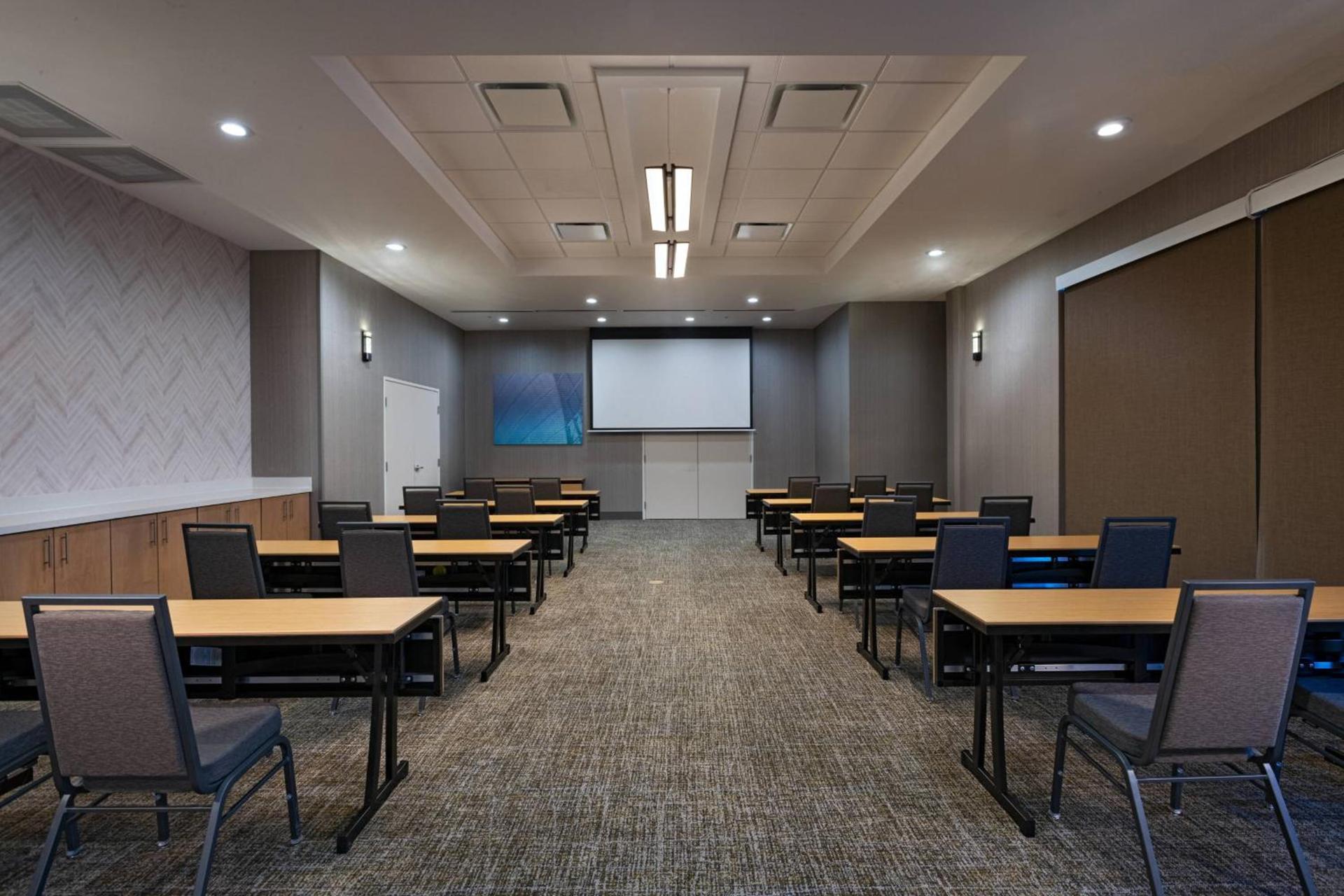 SpringHill Suites Waco photo 28