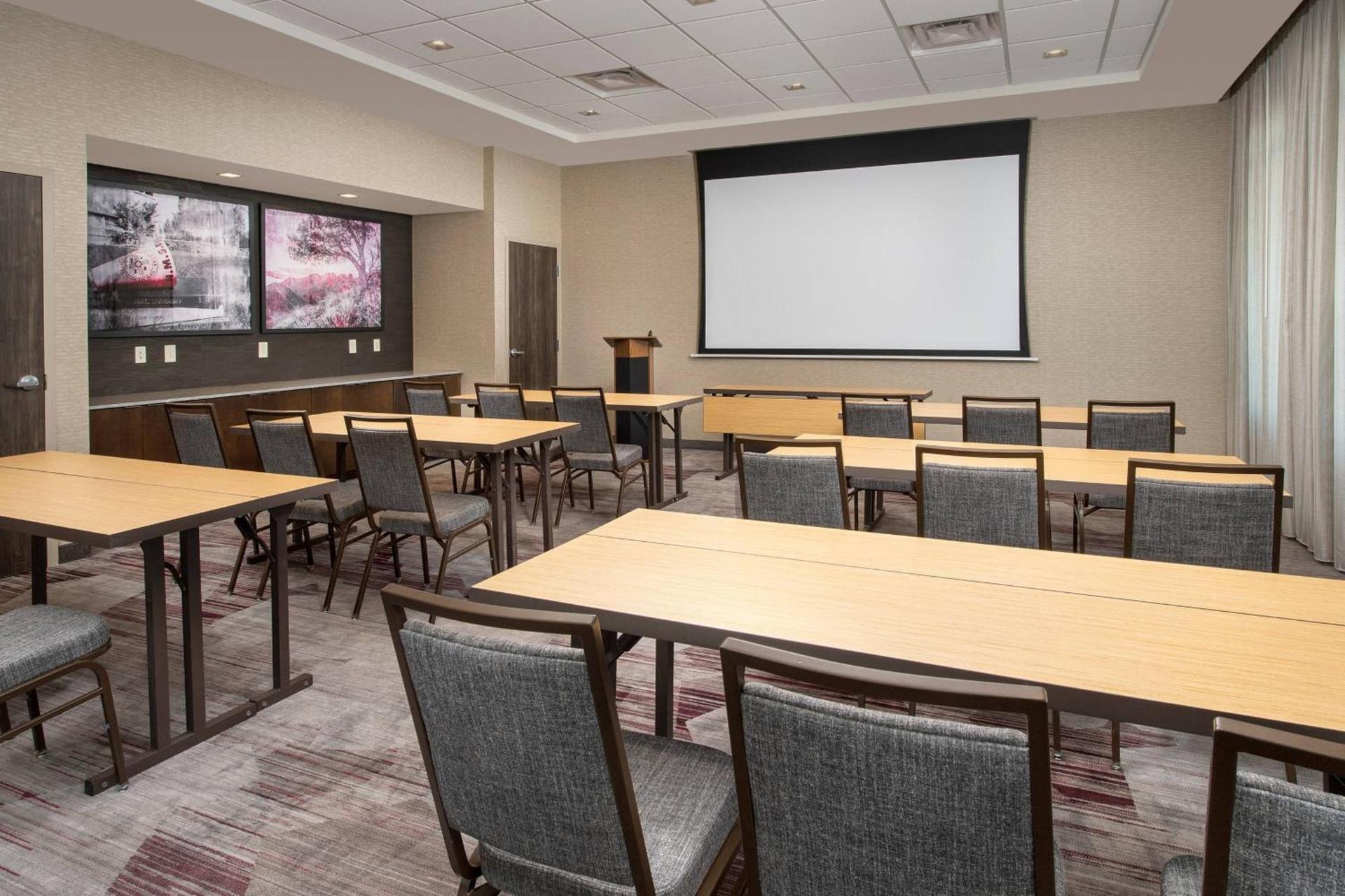 Courtyard by Marriott Las Cruces at NMSU photo 46