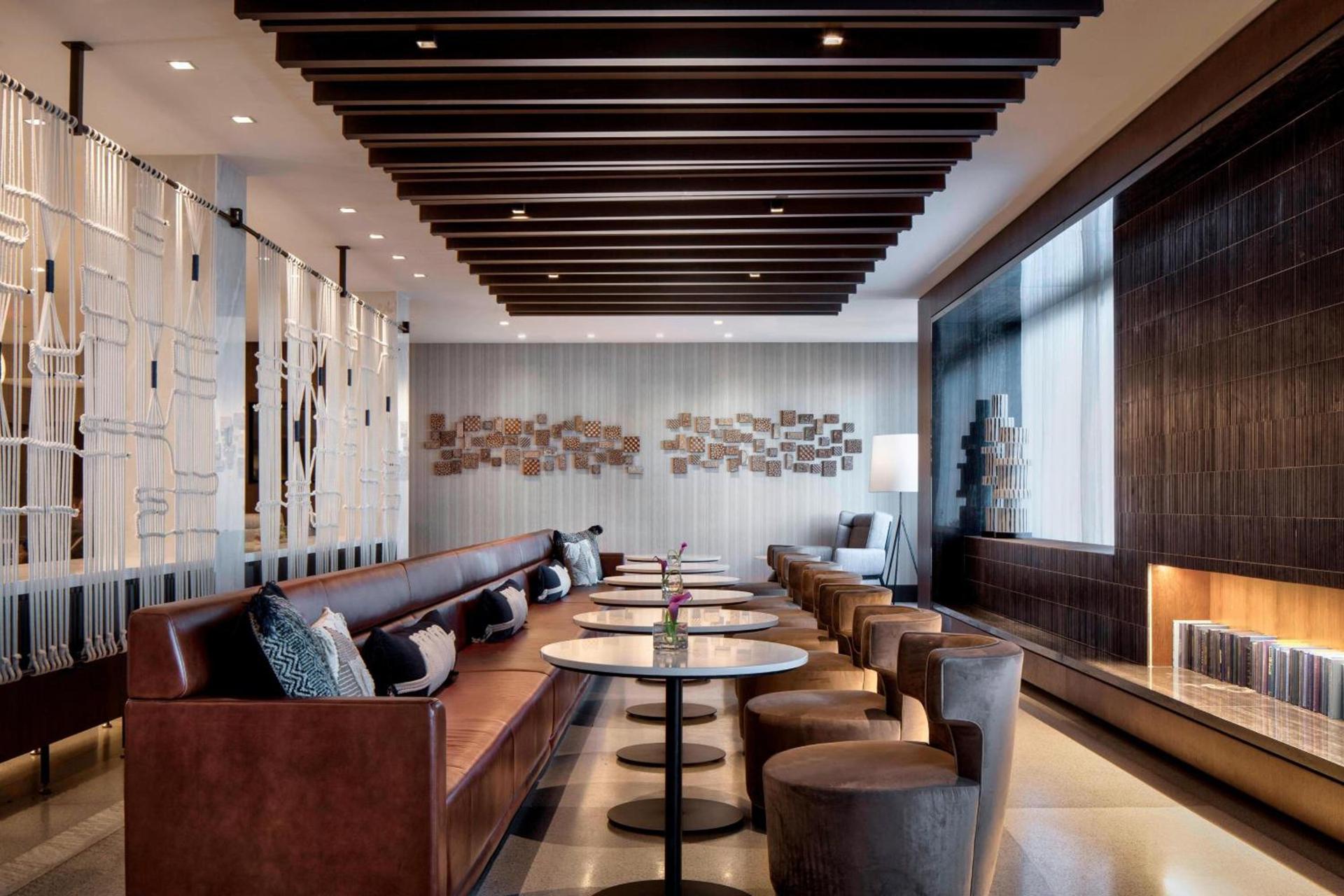 New York LaGuardia Airport Marriott photo 38