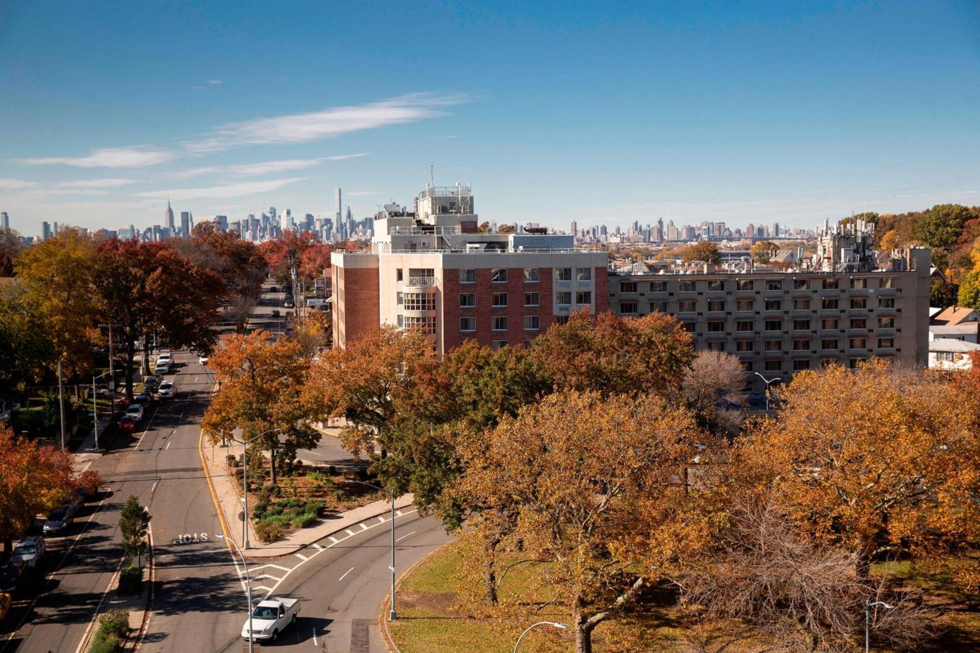 New York LaGuardia Airport Marriott photo 3
