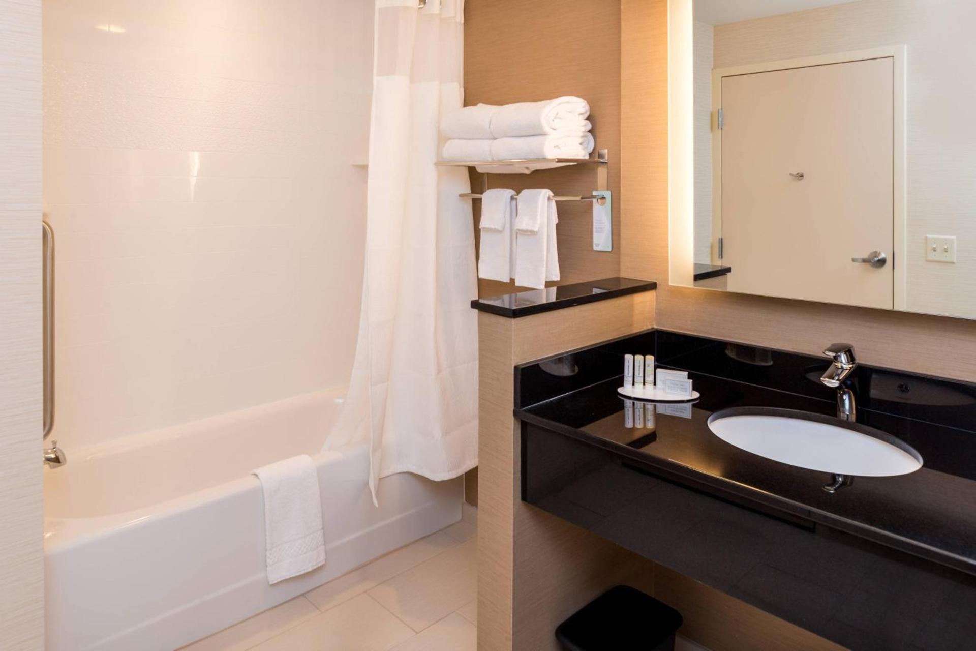 Fairfield Inn & Suites by Marriott Orlando East/UCF Area photo 18