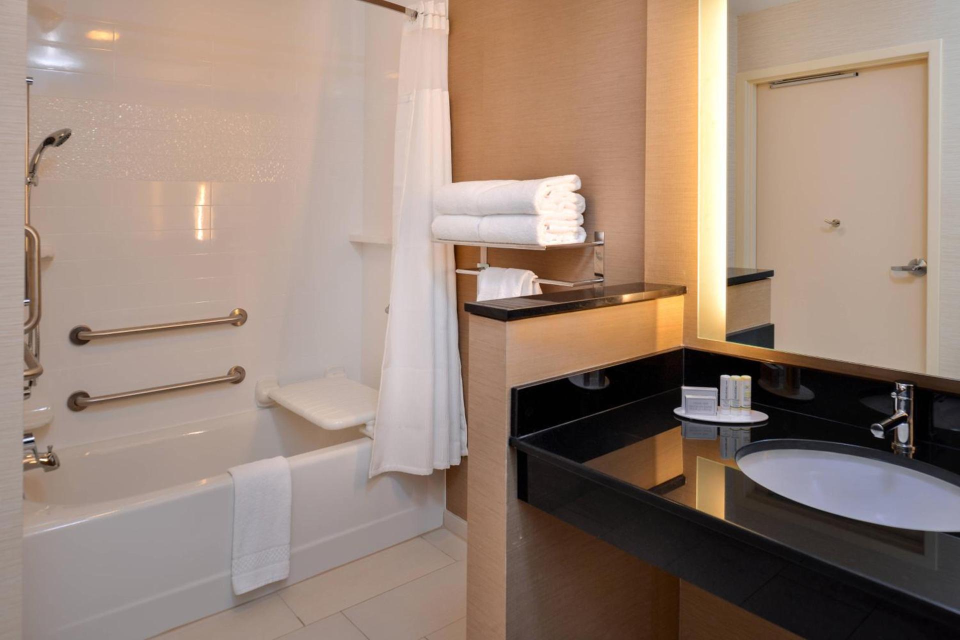 Fairfield Inn & Suites by Marriott Orlando East/UCF Area photo 21