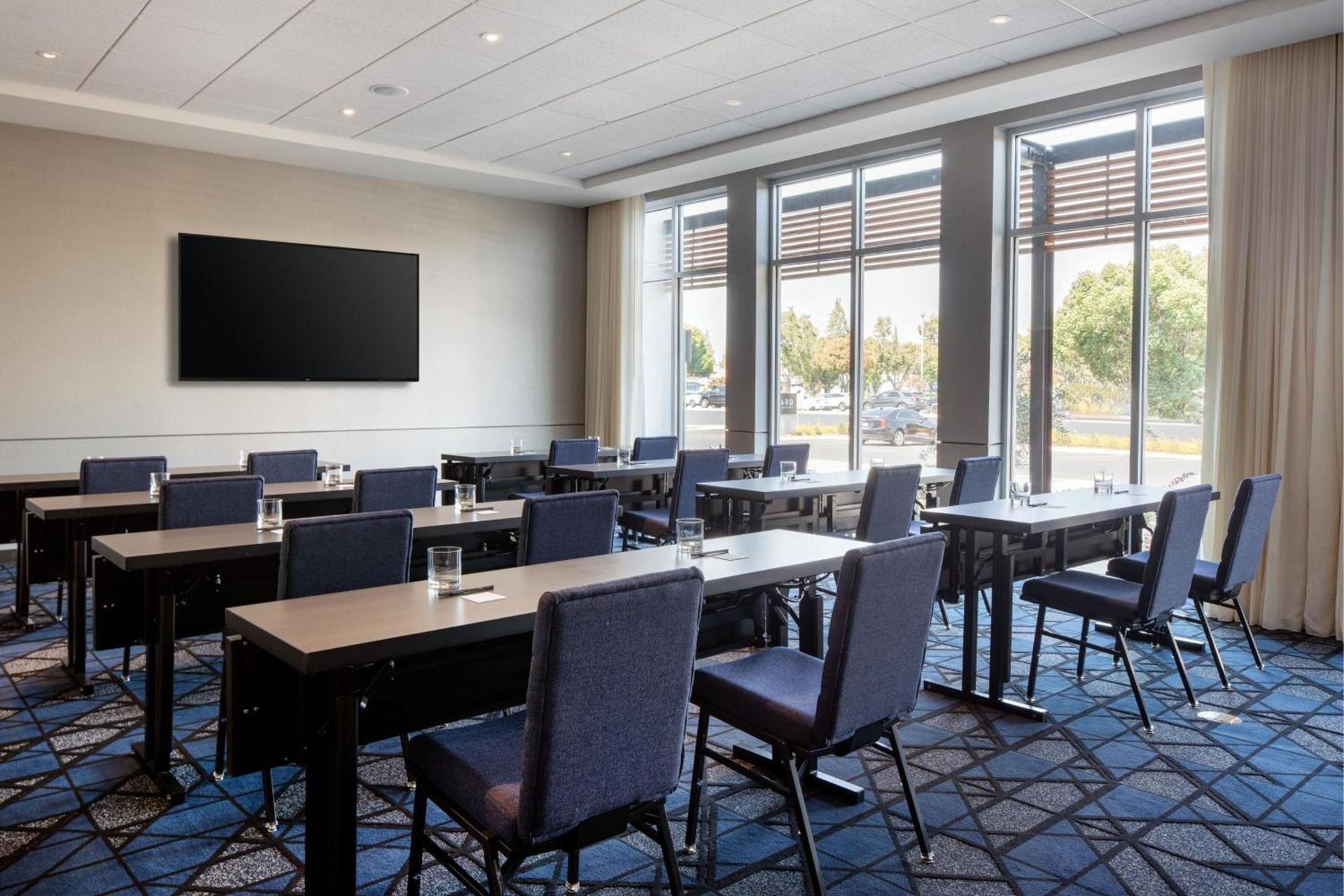 Courtyard by Marriott Fresno Clovis photo 33