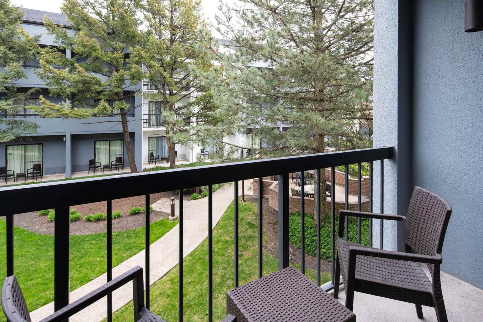 Courtyard Chicago Wood Dale / Itasca photo 14