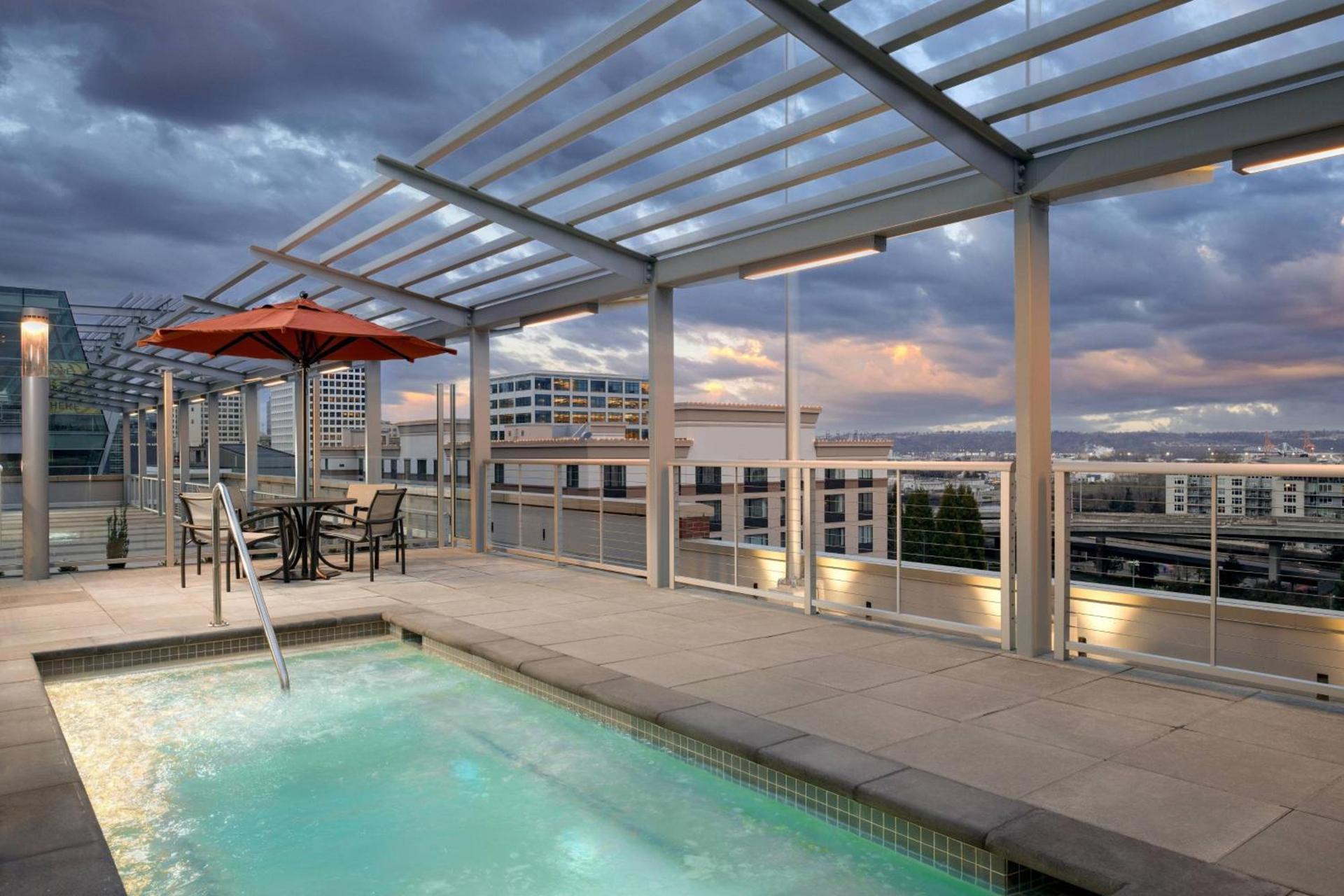 Marriott Tacoma Downtown photo 2
