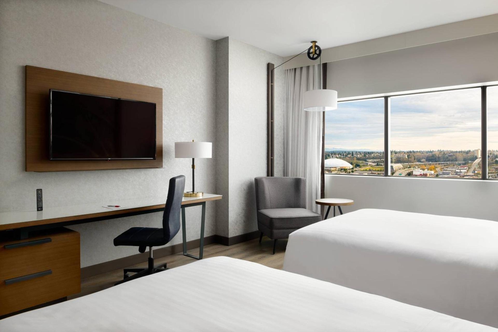 Marriott Tacoma Downtown photo 14