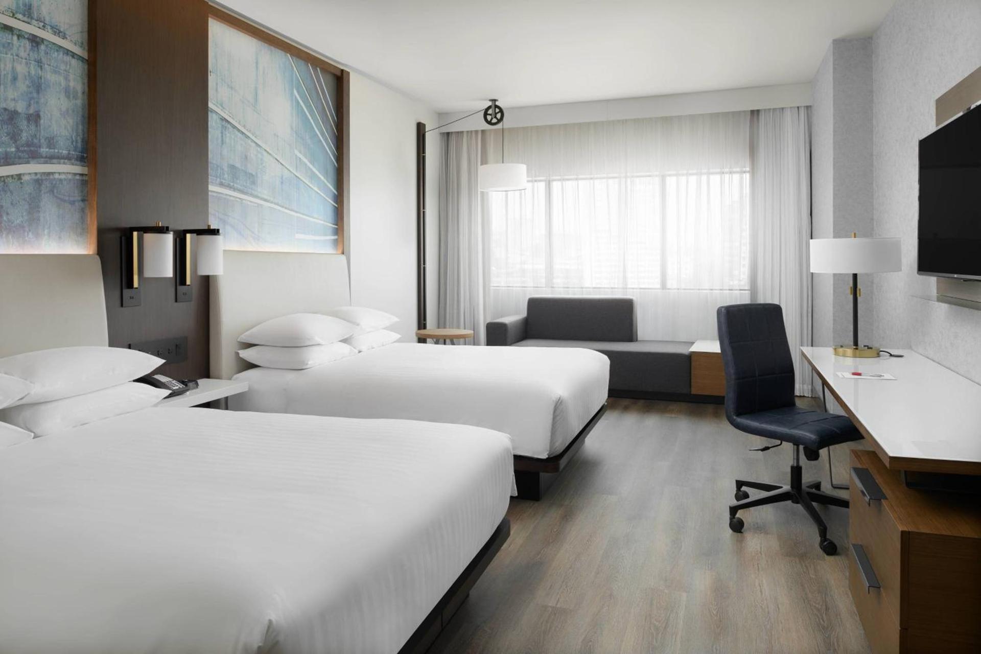 Marriott Tacoma Downtown photo 13