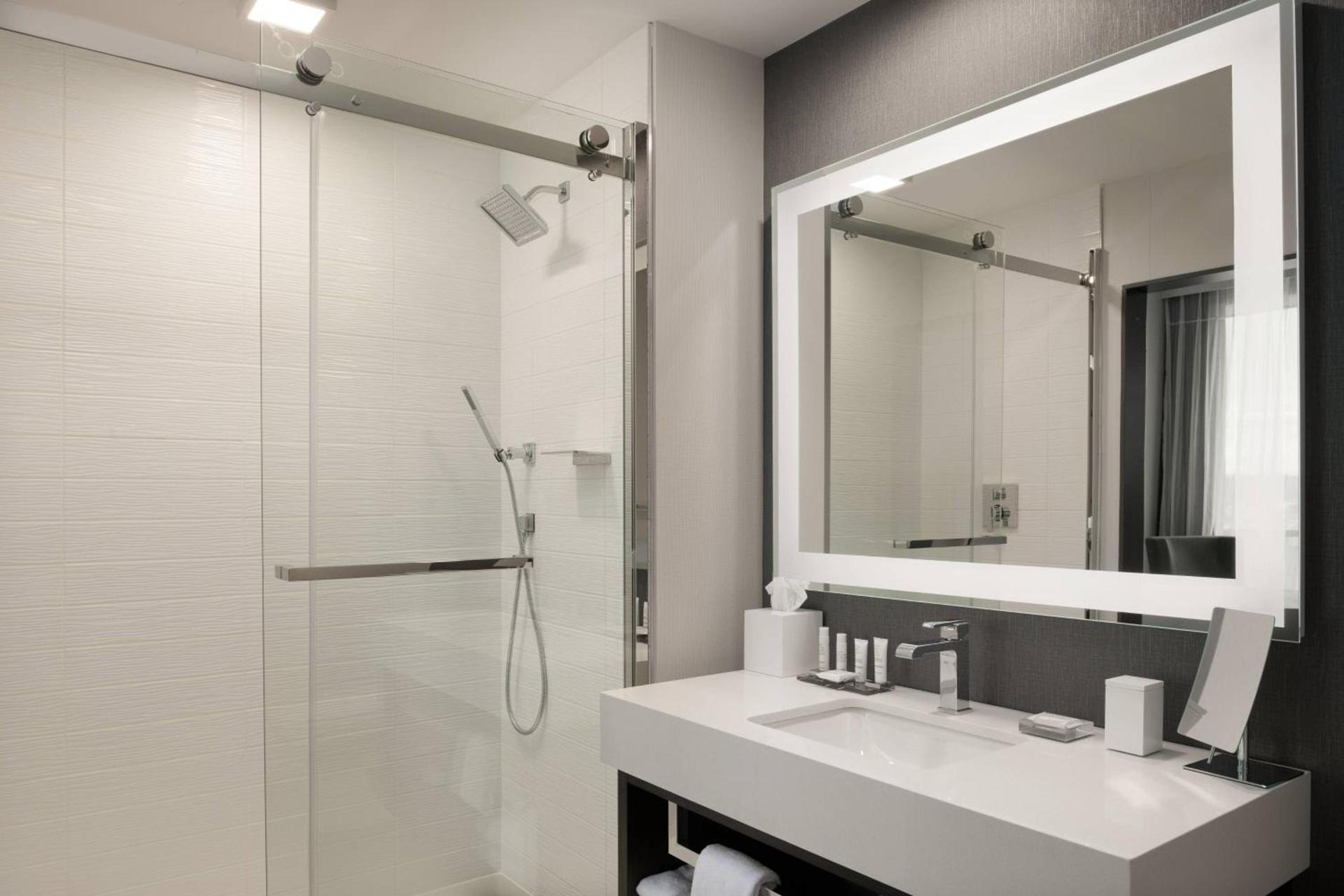 Marriott Tacoma Downtown photo 23
