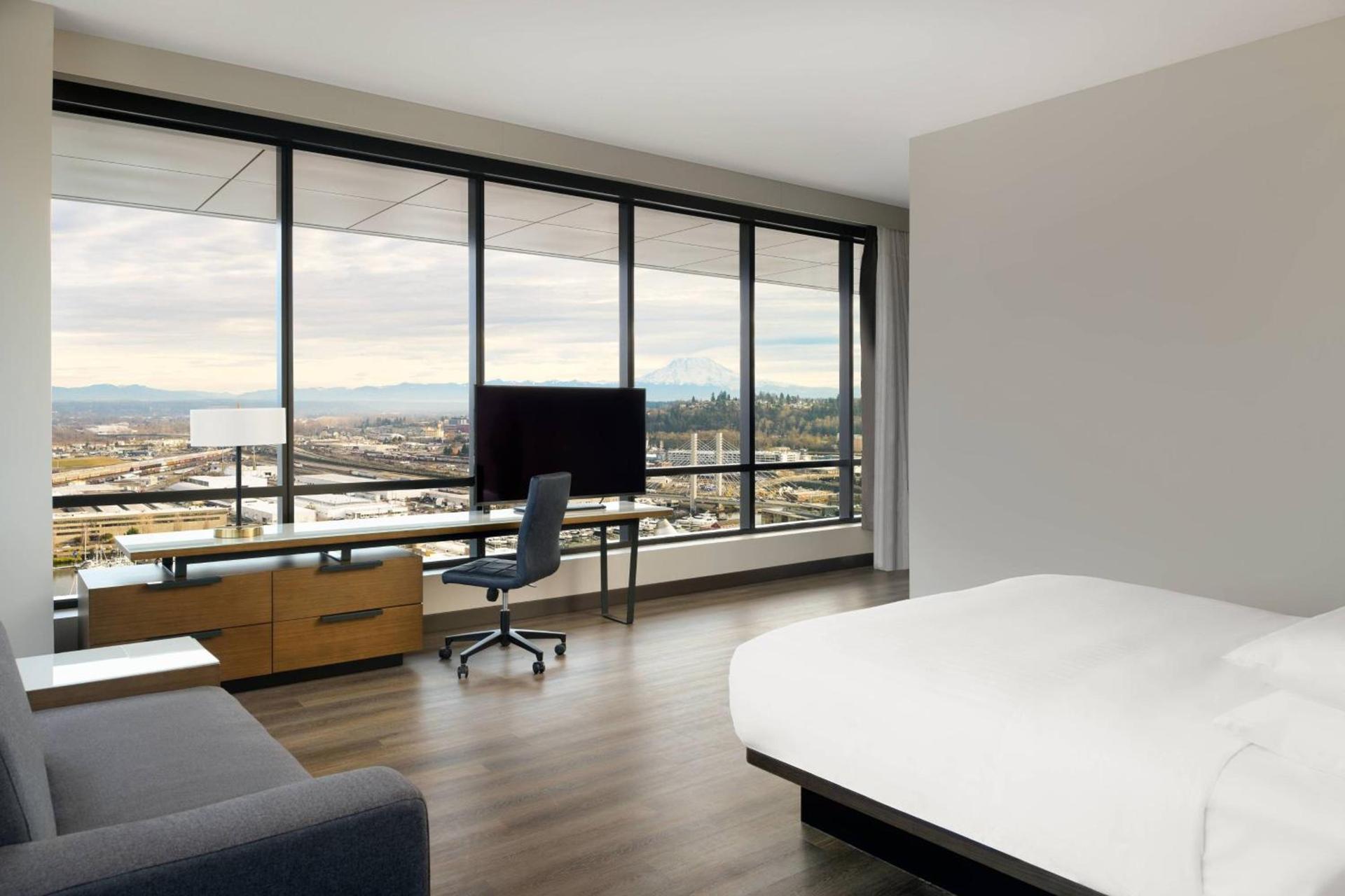 Marriott Tacoma Downtown photo 44