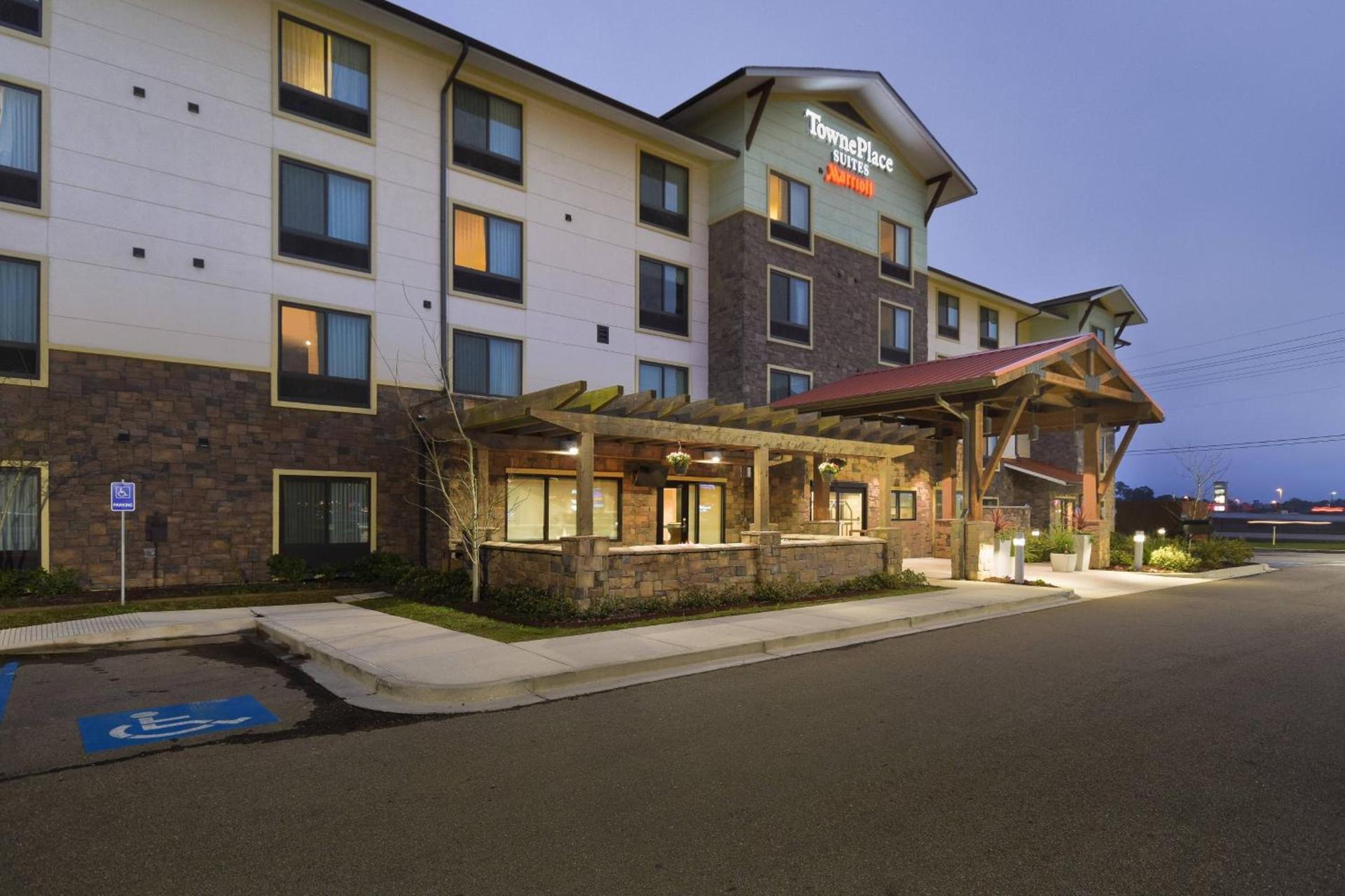 TownePlace Suites by Marriott Slidell photo 3