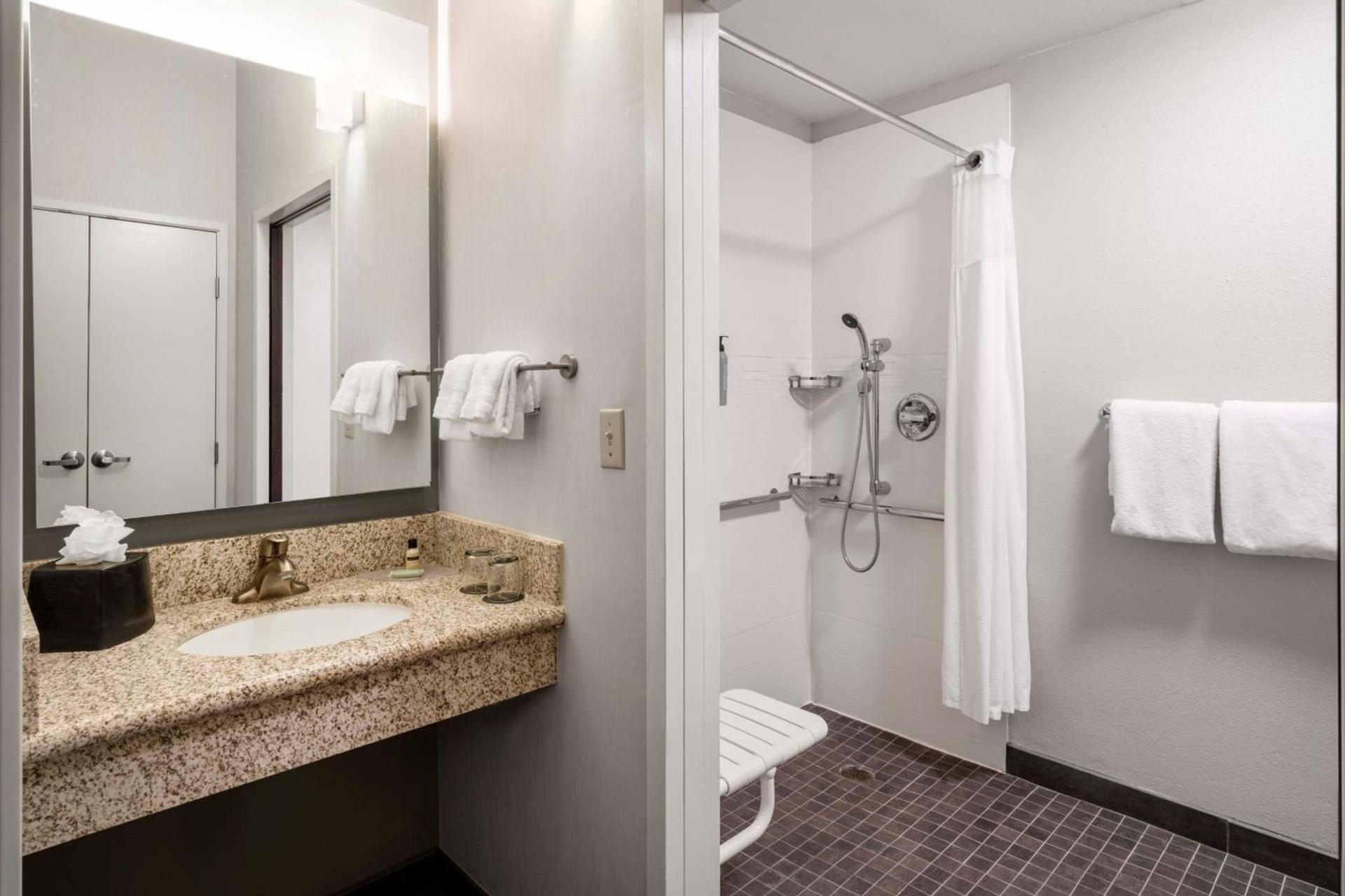 Courtyard by Marriott Denver Southwest Lakewood photo 18