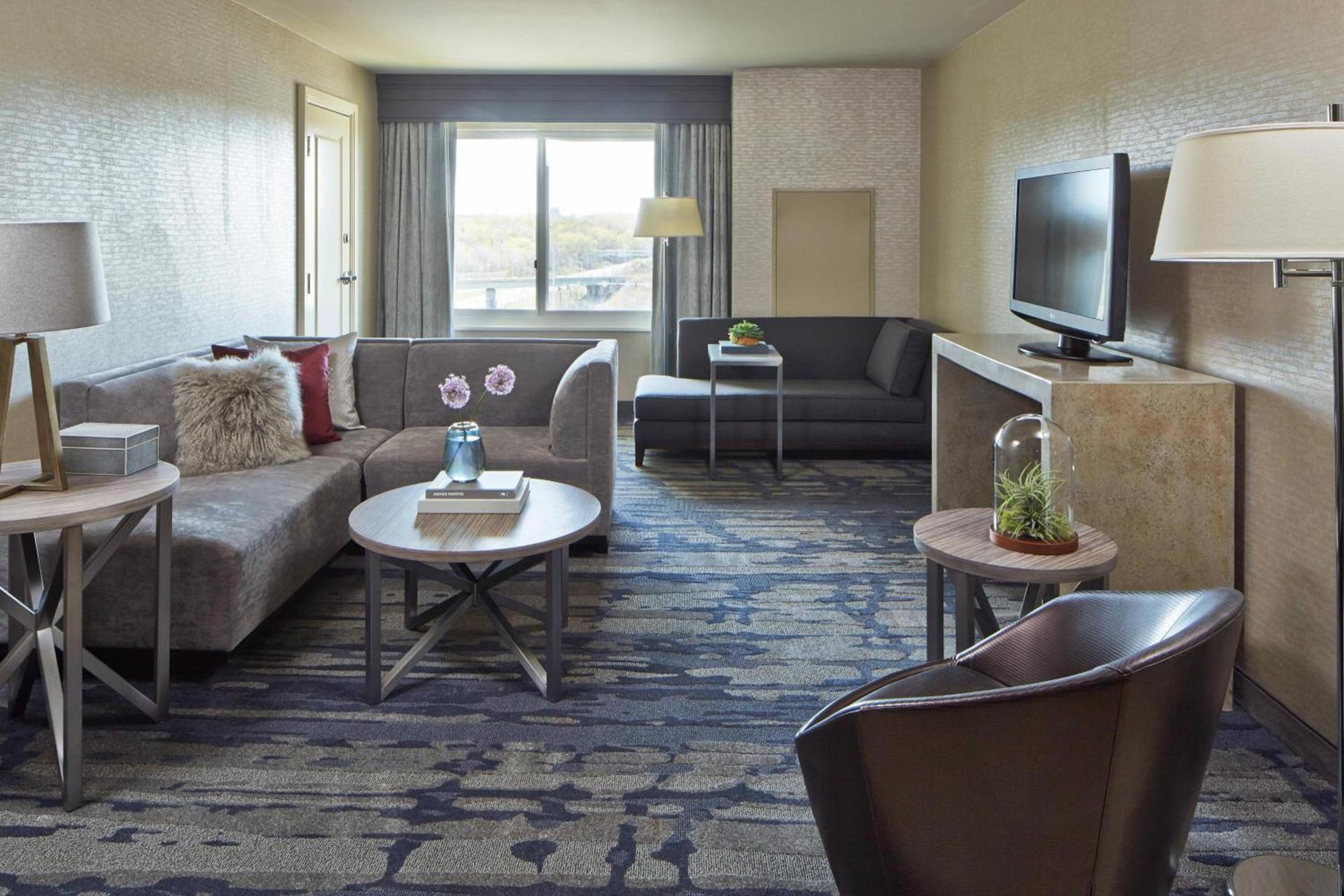 Rochester Airport Marriott photo 19