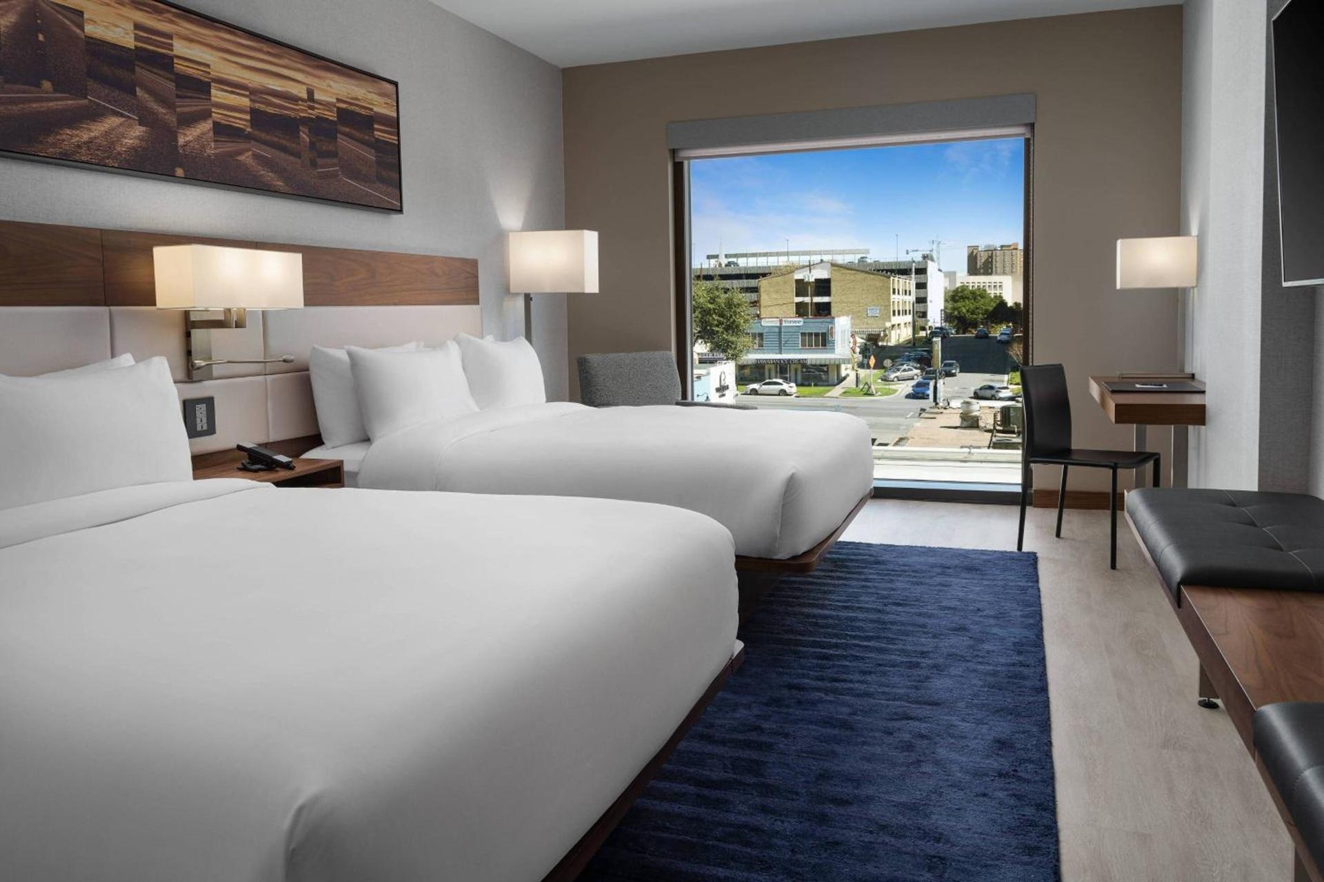 AC Hotel by Marriott Austin-University photo 7