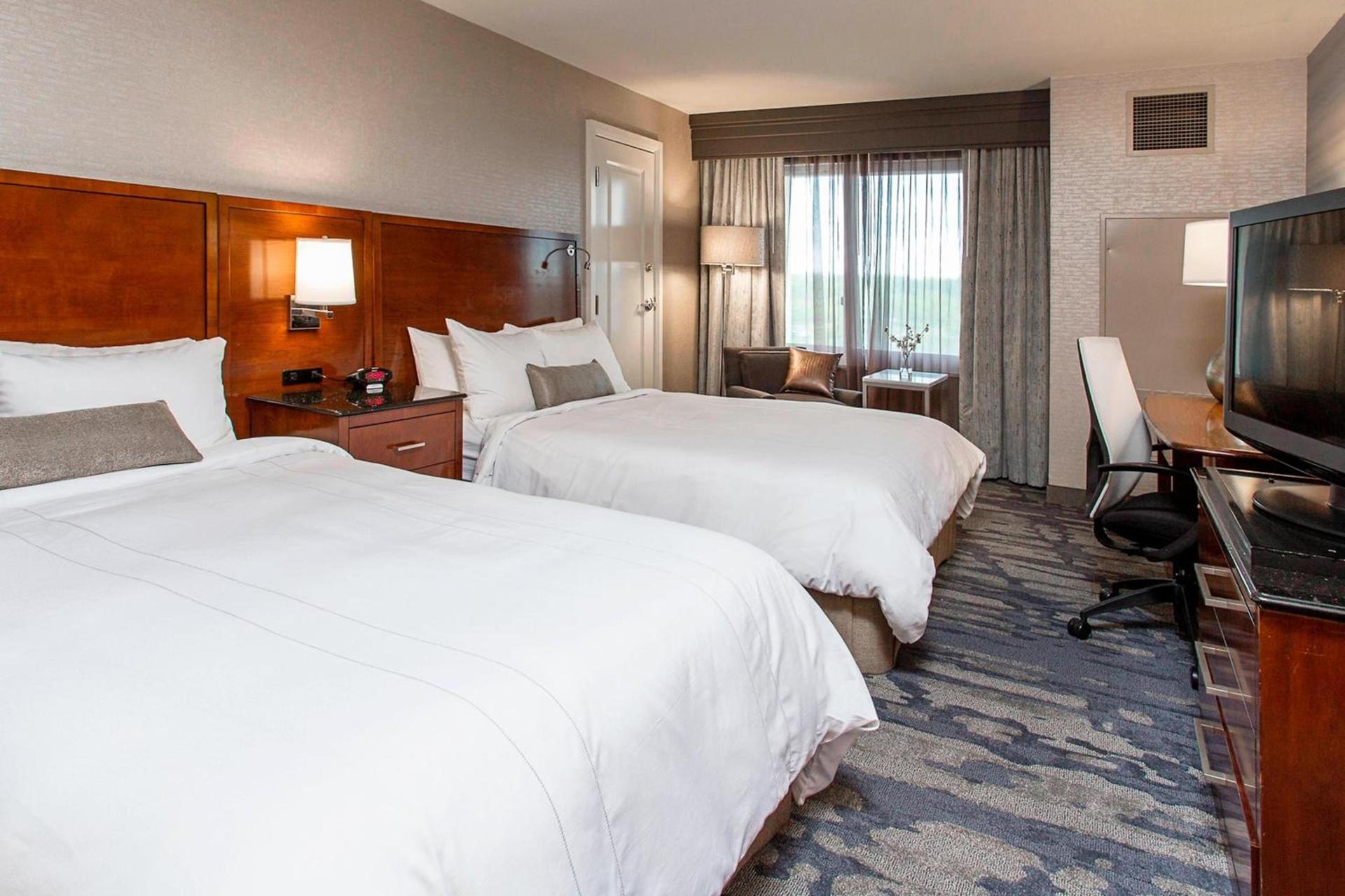 Rochester Airport Marriott photo 26