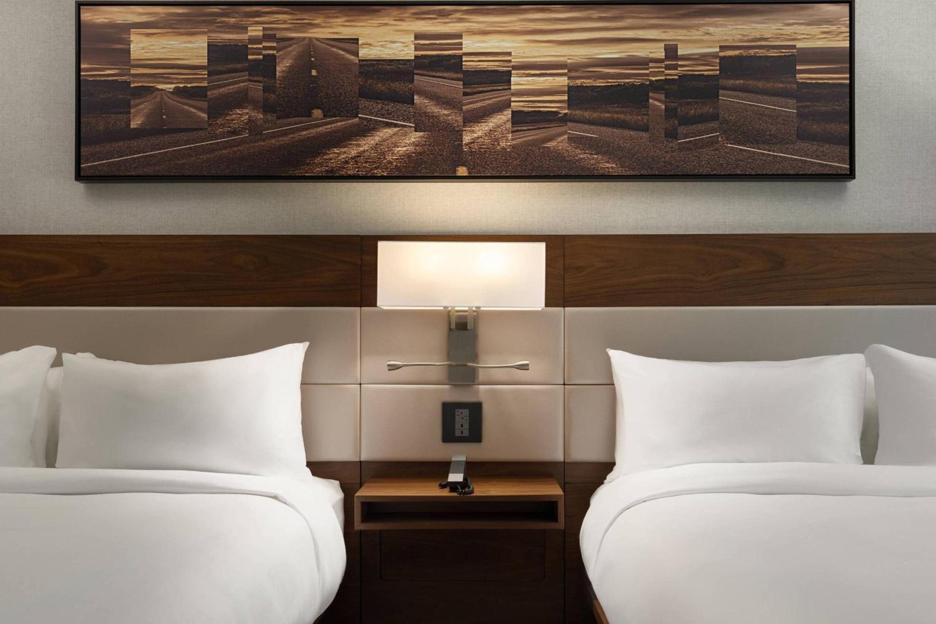 AC Hotel by Marriott Austin-University photo 10