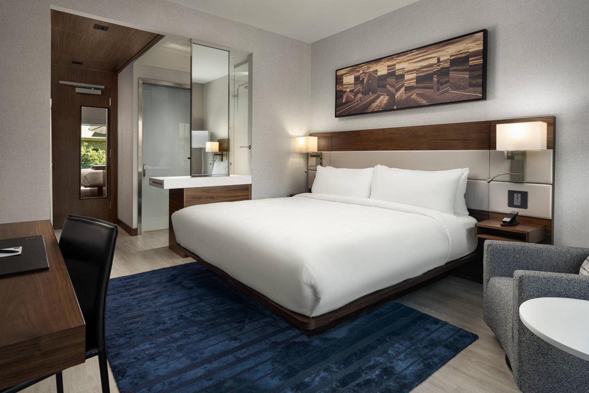 AC Hotel by Marriott Austin-University photo 13