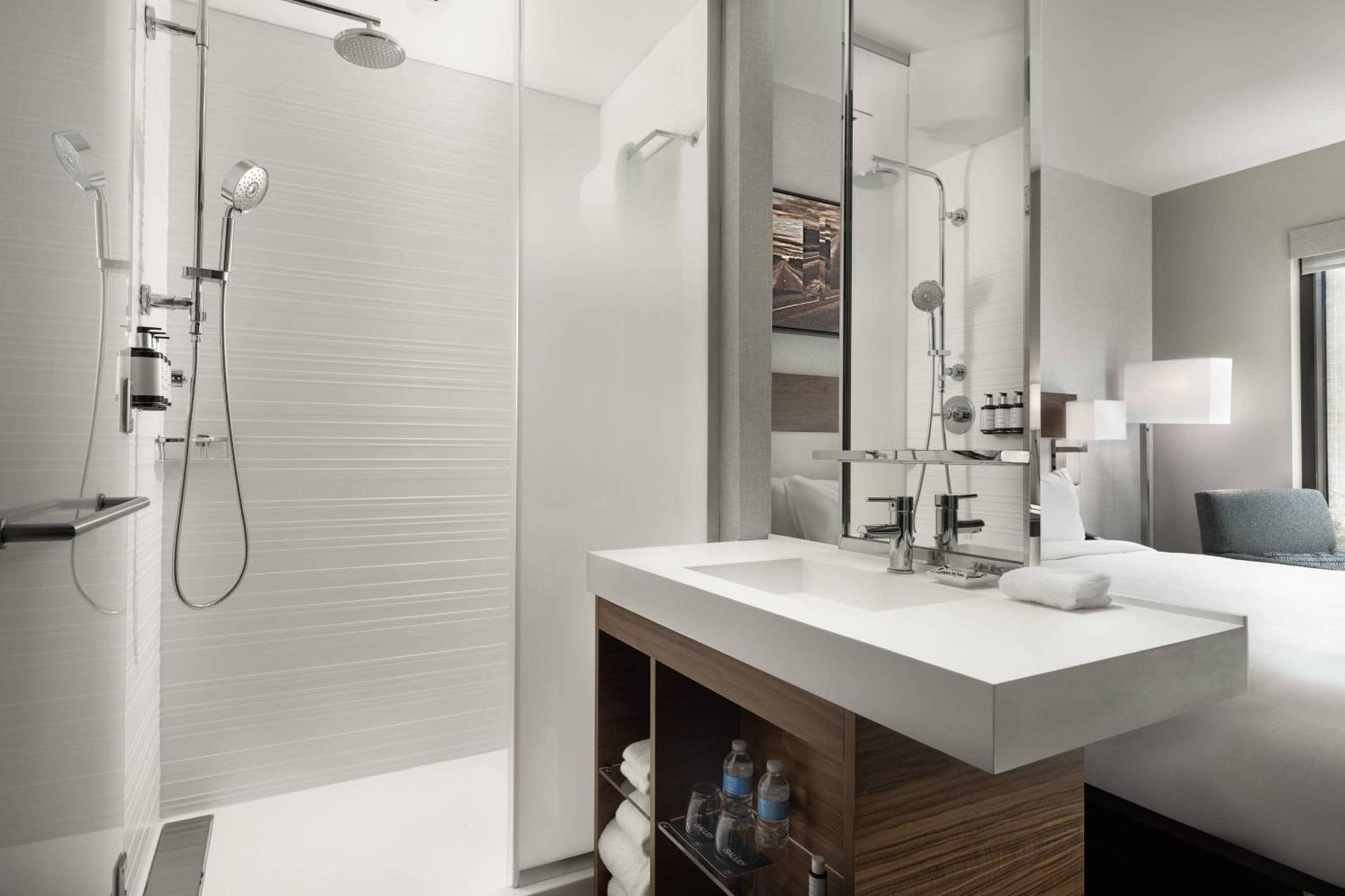 AC Hotel by Marriott Austin-University photo 18