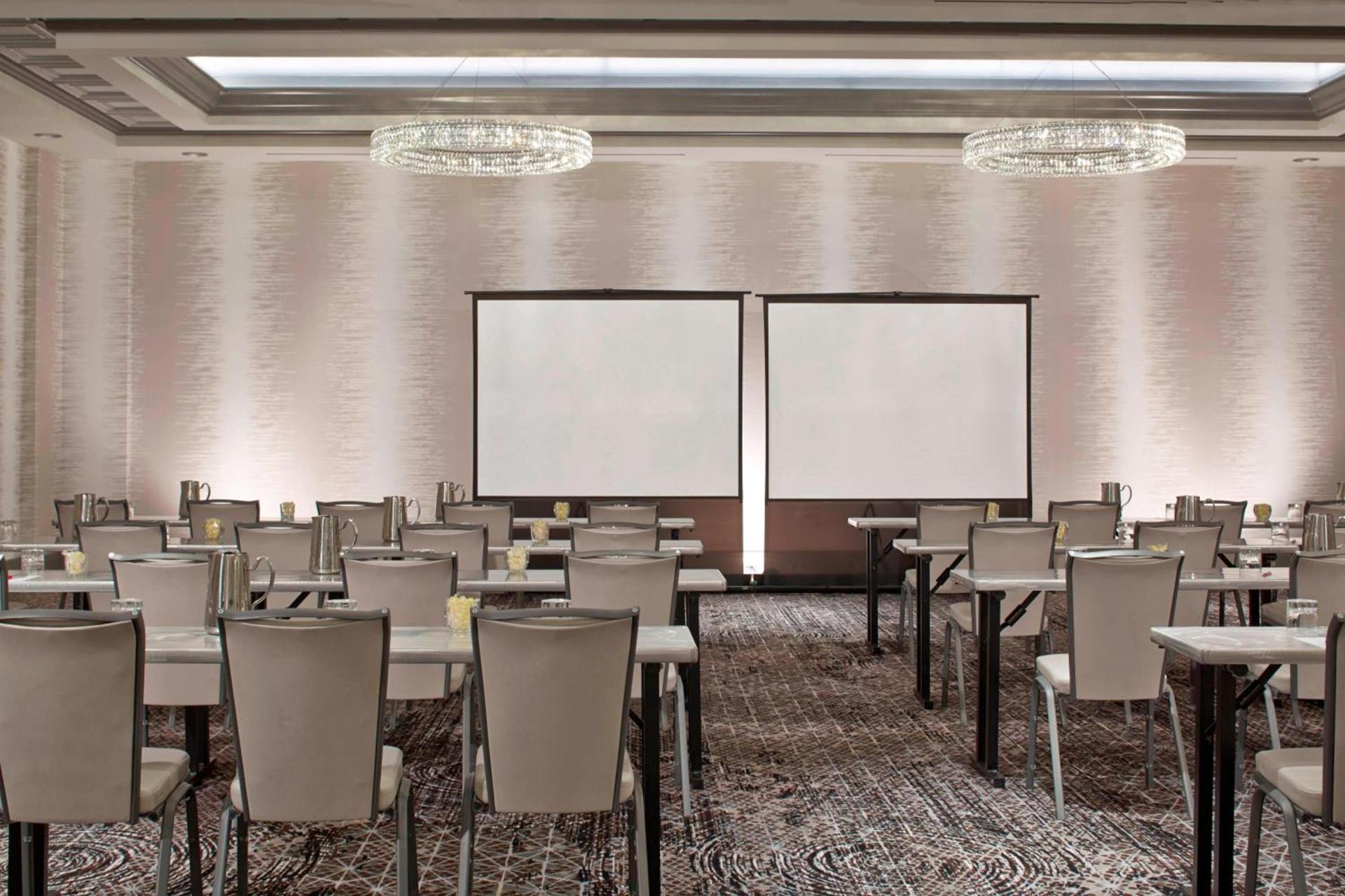 Rochester Airport Marriott photo 44