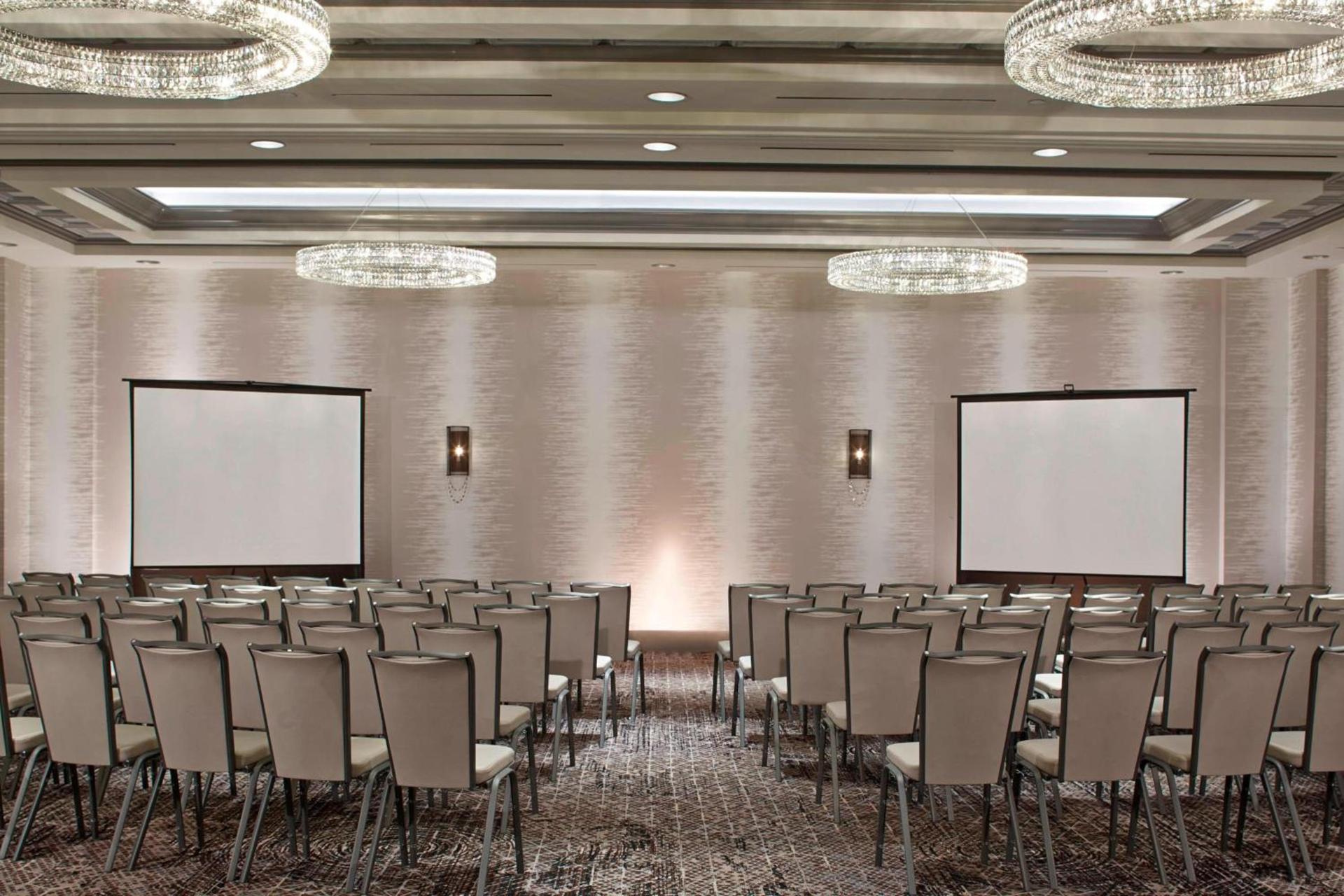 Rochester Airport Marriott photo 46