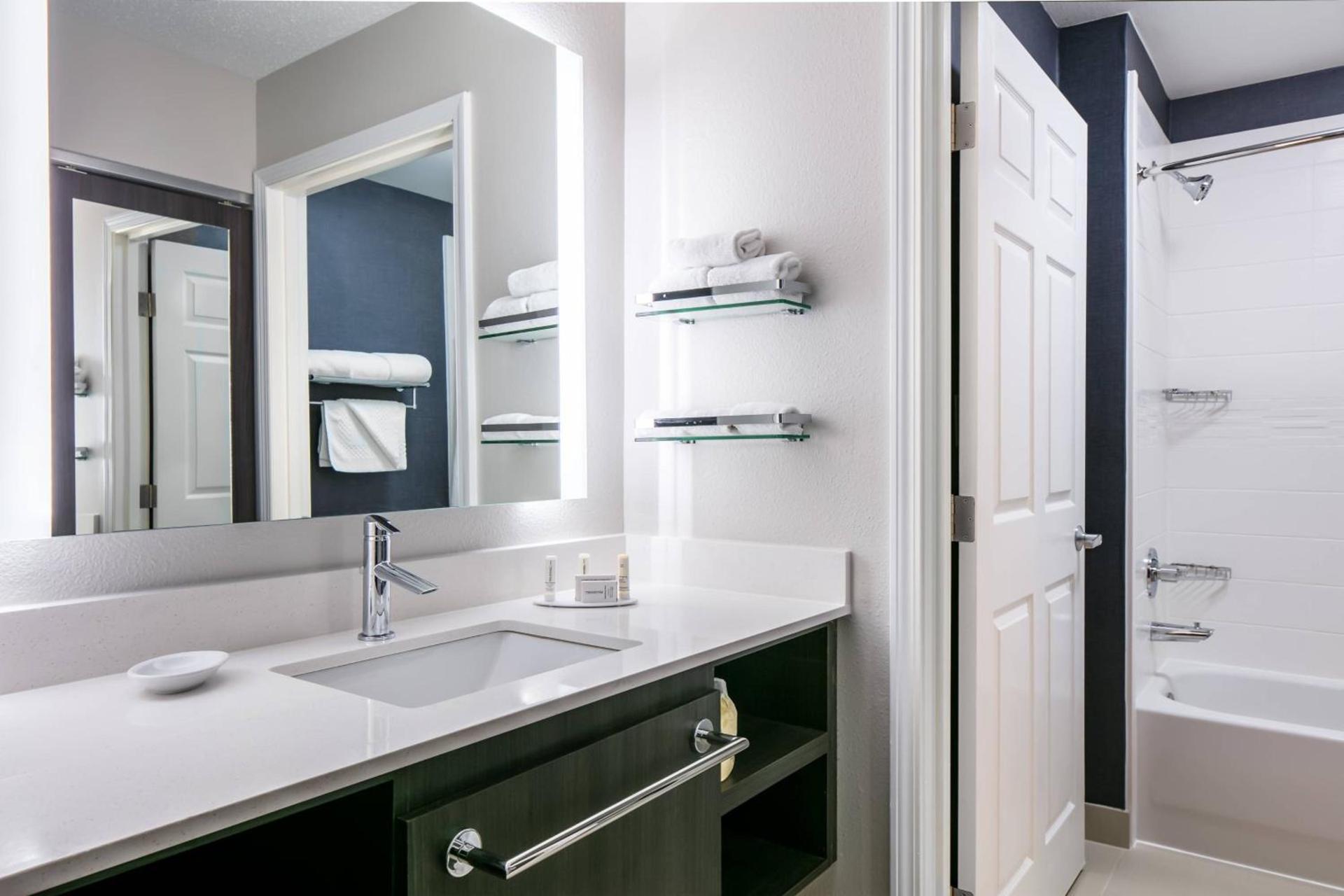 Residence Inn by Marriott Tulsa South photo 11