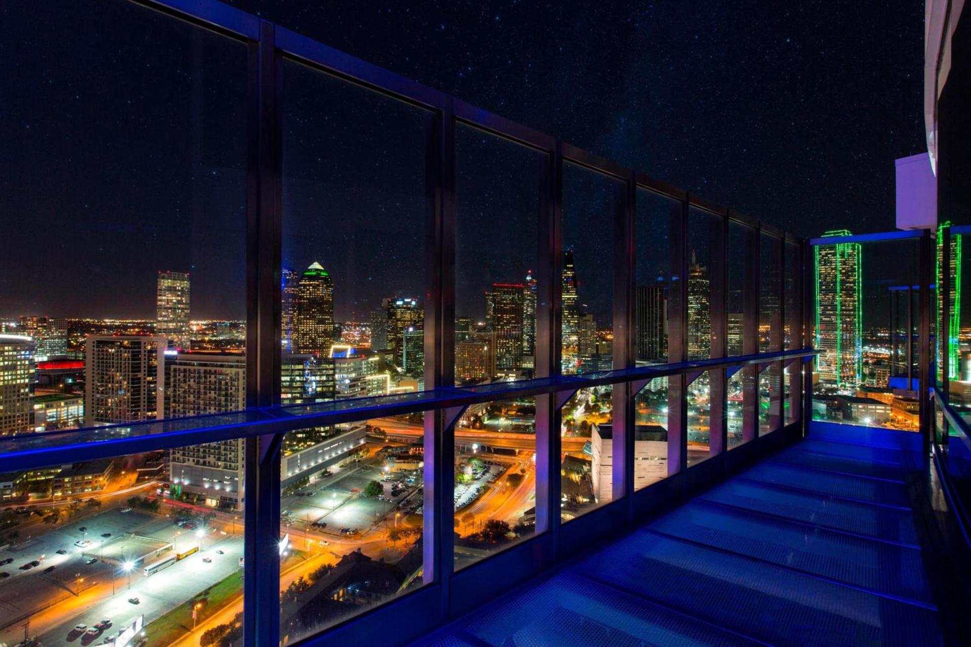 W Dallas photo 51